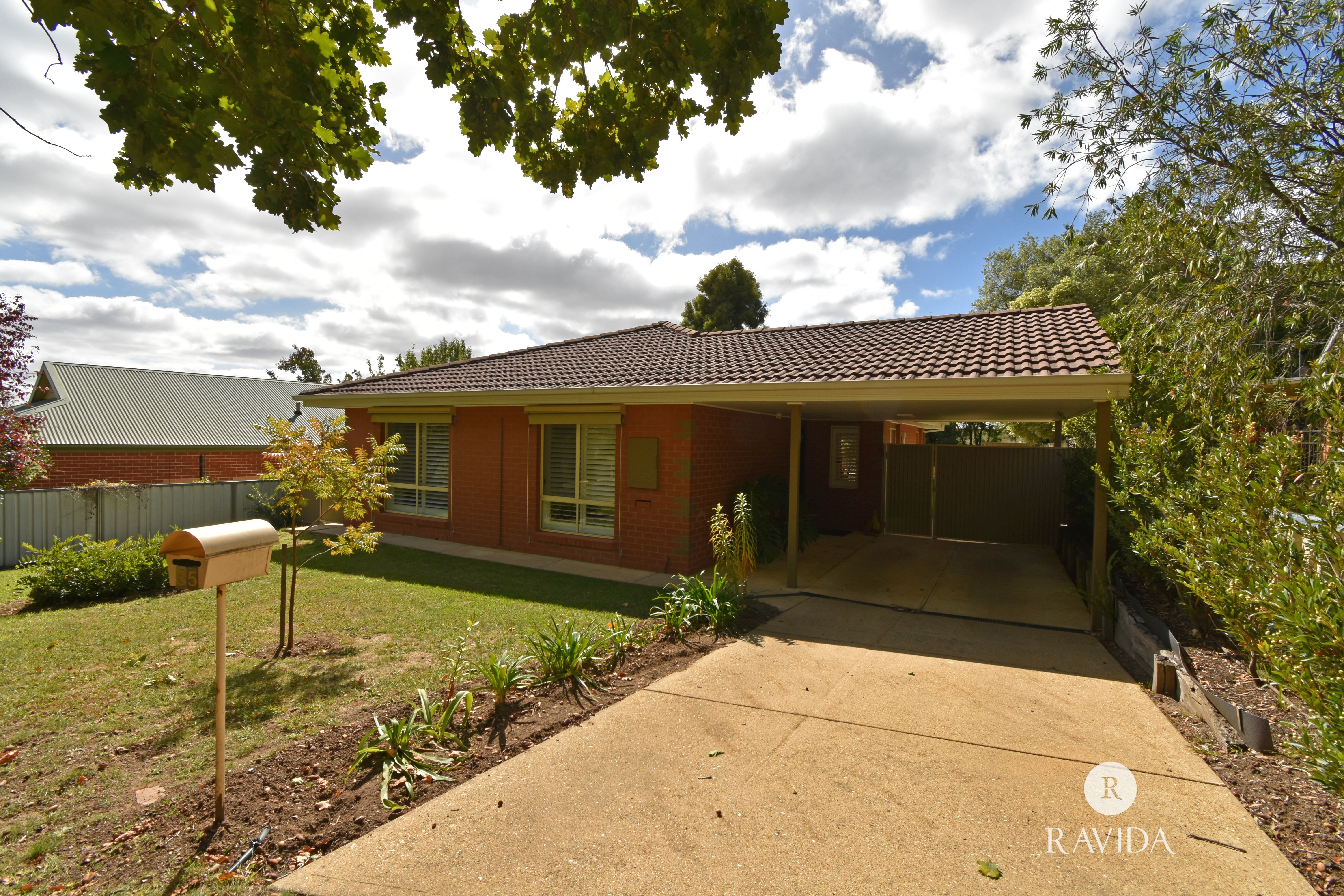 35 ALBERT ROAD, Beechworth VIC 3747 - Image 1