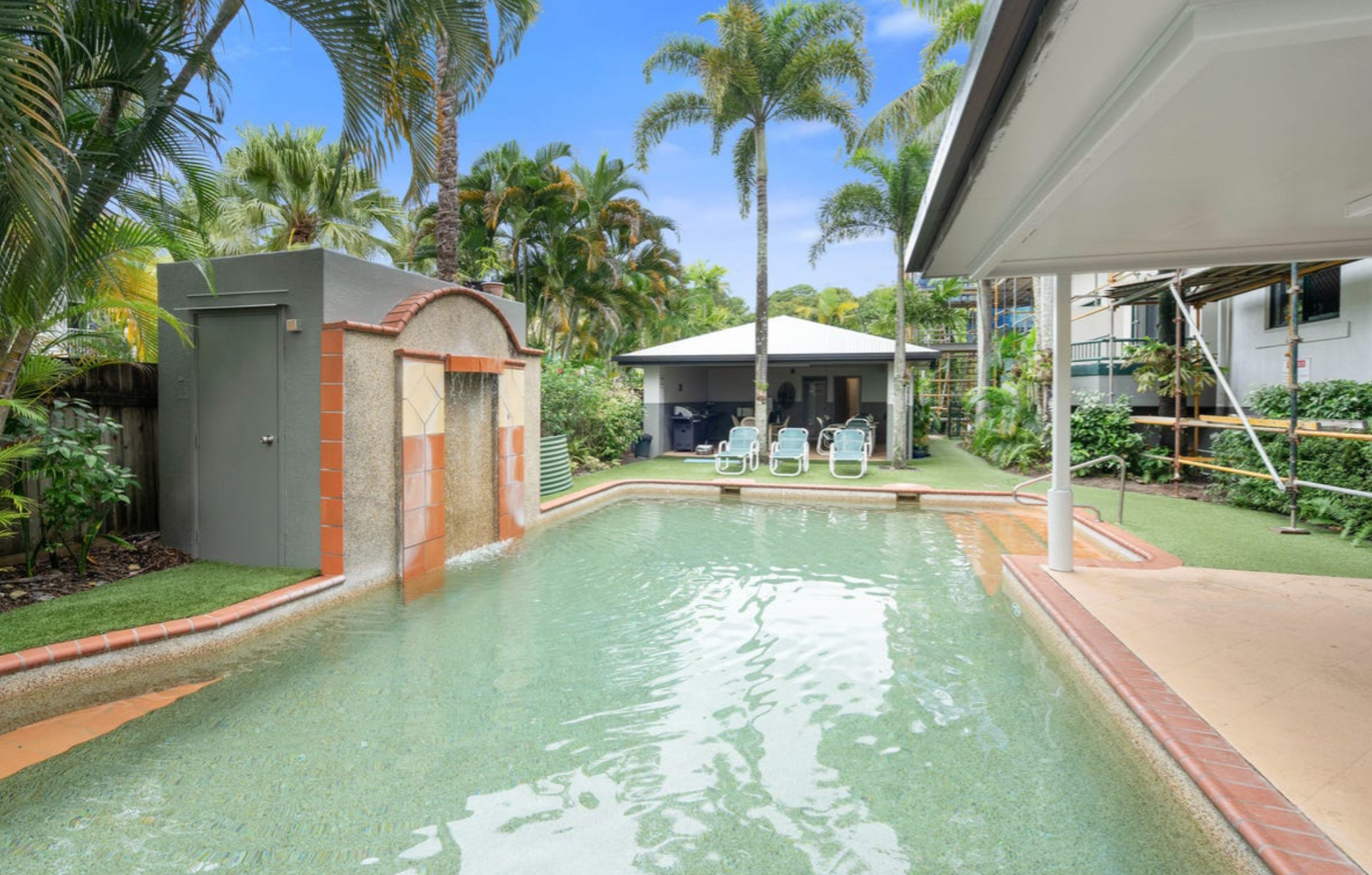 20 186-188 MCLEOD STREET, CAIRNS NORTH QLD 4870 - Image 8