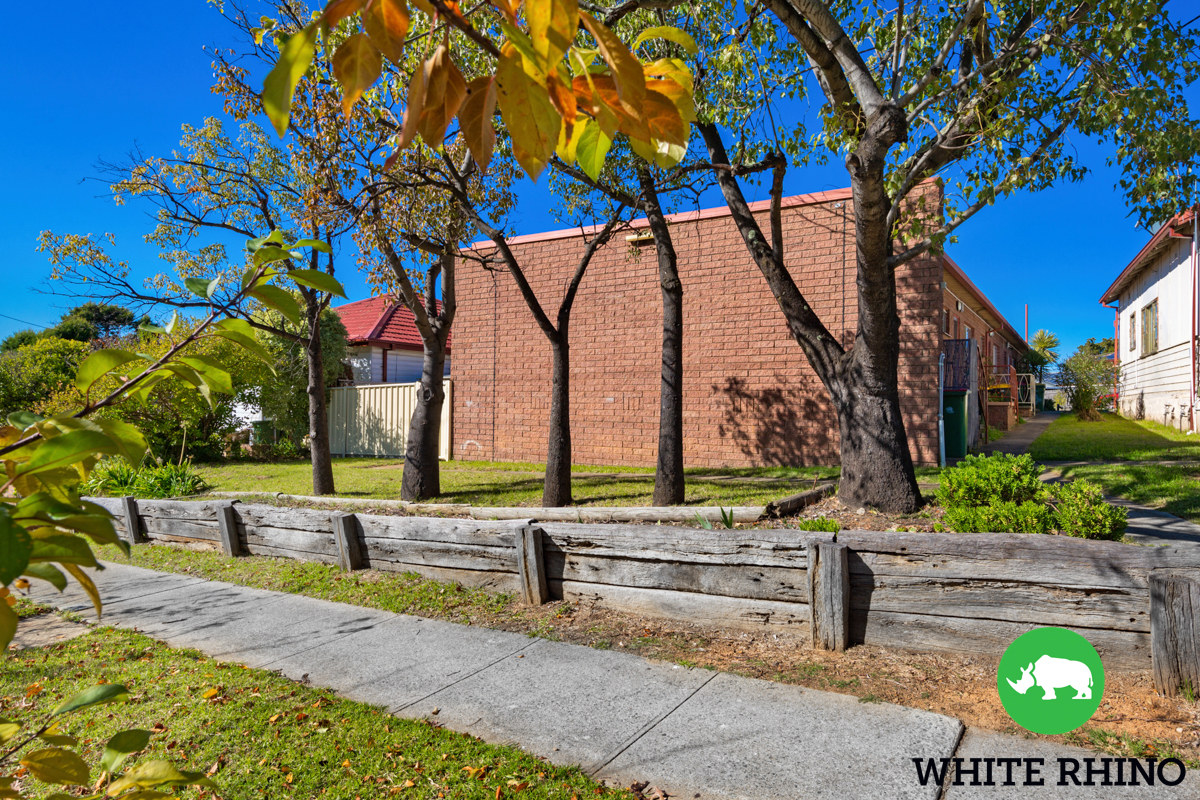 1-bedroom unit at 1/82-84 Tharwa Road, Queanbeyan, NSW 2620, Queanbeyan-Palerang, New South Wales