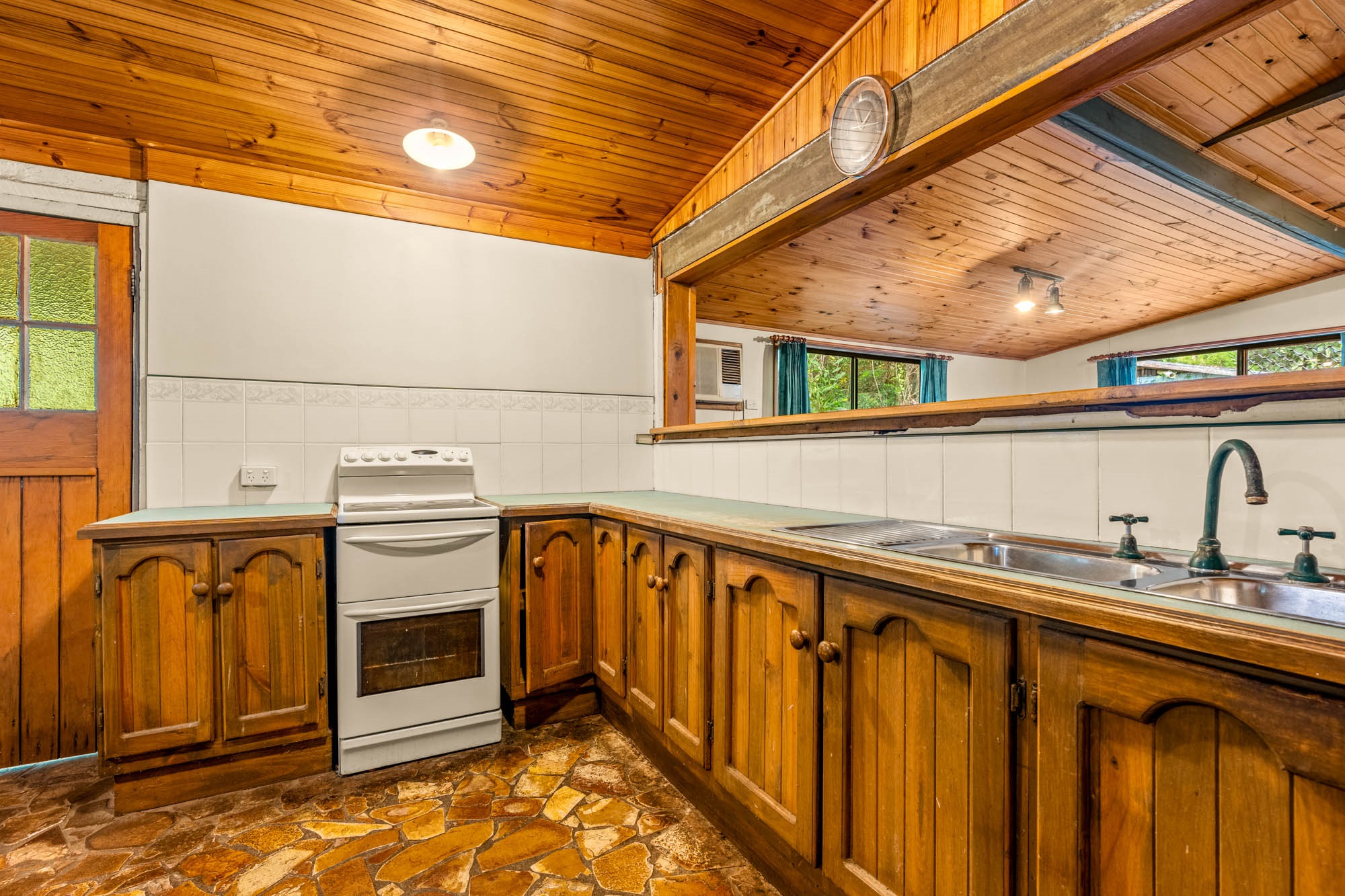 106-108 Jackson Road, Russell Island, QLD 4184 - Image 6