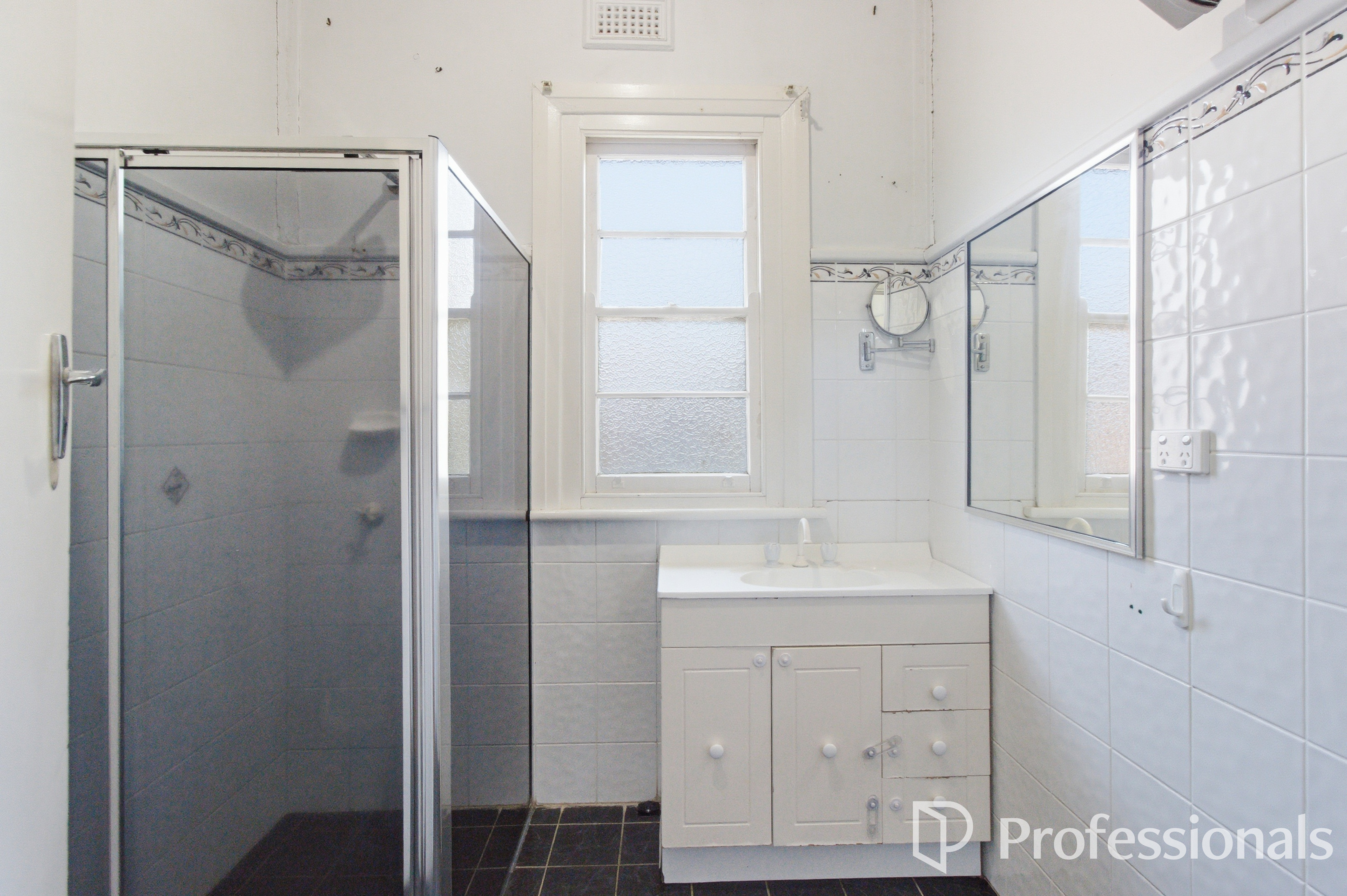 3-bedroom house at 90 Urana Street, Turvey Park, NSW 2650, Wagga Wagga, New South Wales