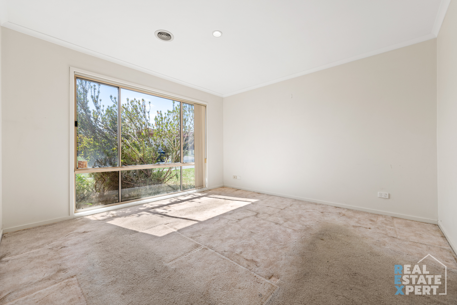 2 Greenlea Grove, Hampton Park, Vic, 3976 - Image 8