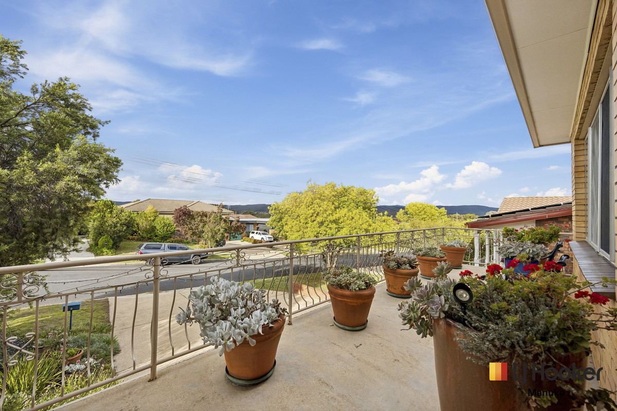 5-bedroom house at 90 Munro Road, Crestwood, NSW 2620, Queanbeyan-Palerang, New South Wales