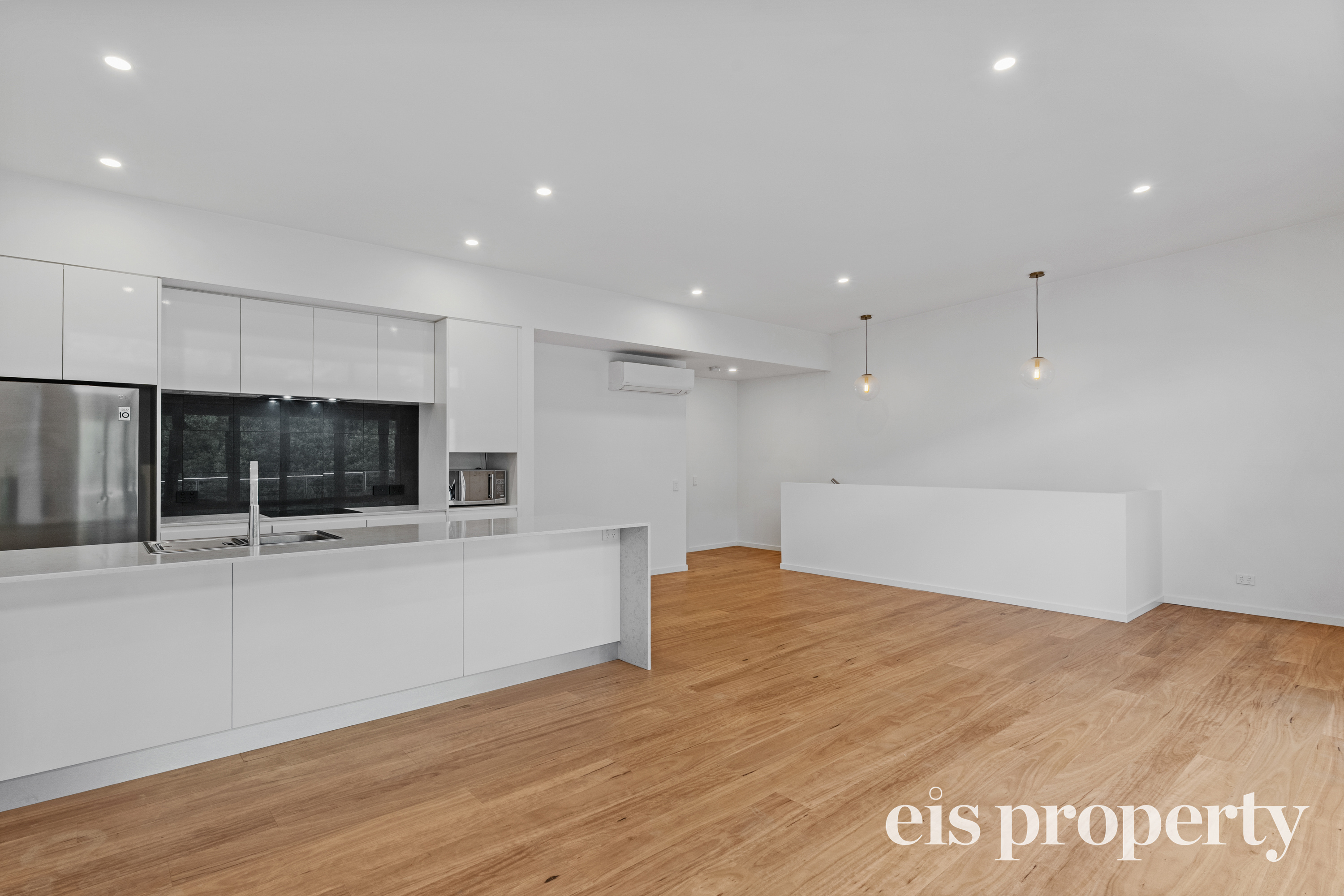 337 Churchill Avenue, Sandy Bay, TAS 7005 - Image 5