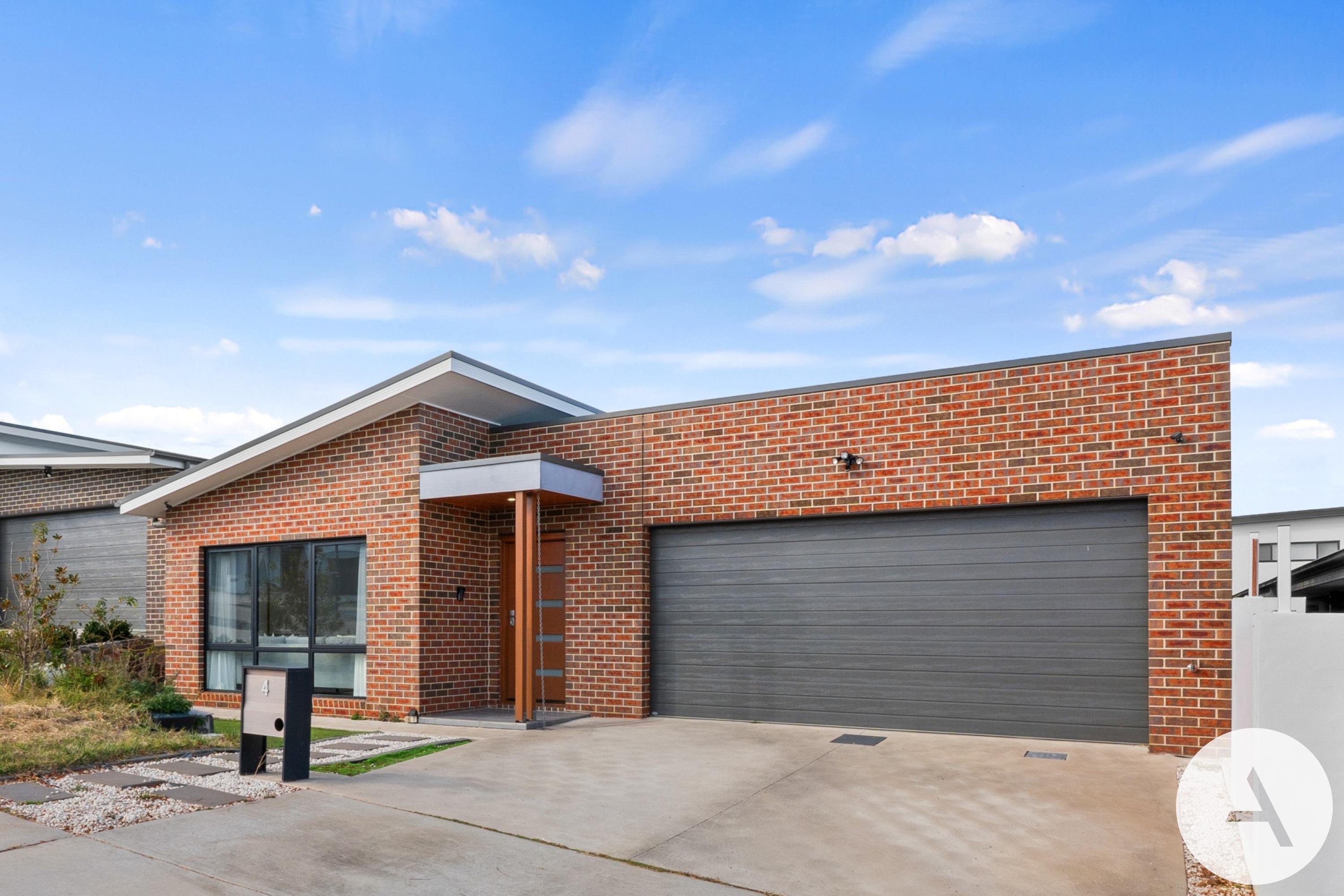4-bedroom house at 4 Snapper Cr, Throsby, Act, 2914, Unincorporated Act, Australian Capital Territory