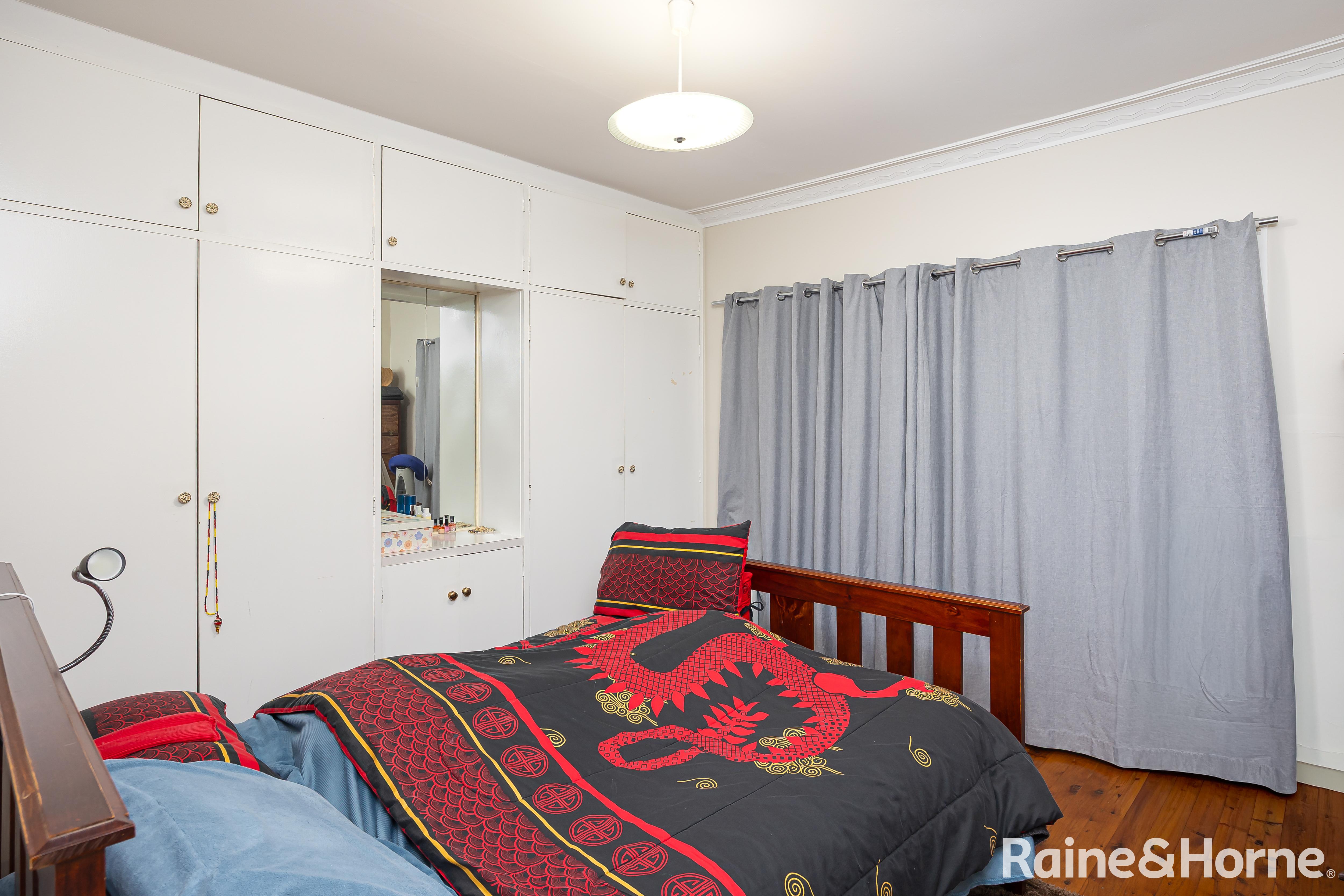 19 BRUCE STREET, Tolland NSW 2650 - Image 4