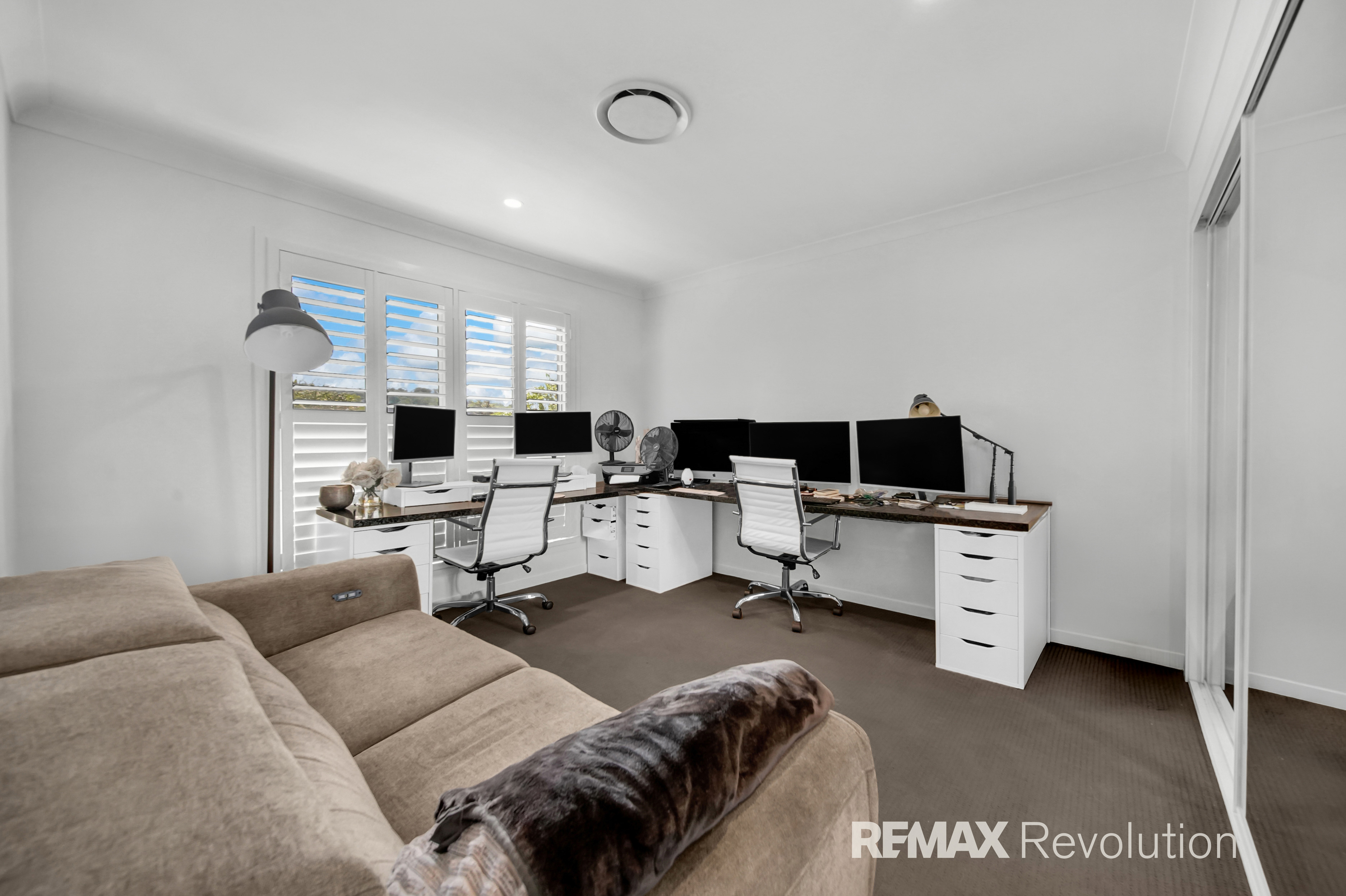 4-bedroom unit at UNIT 12 25-27 ARAFURA AVENUE, Loganholme QLD 4129, Logan, Queensland
