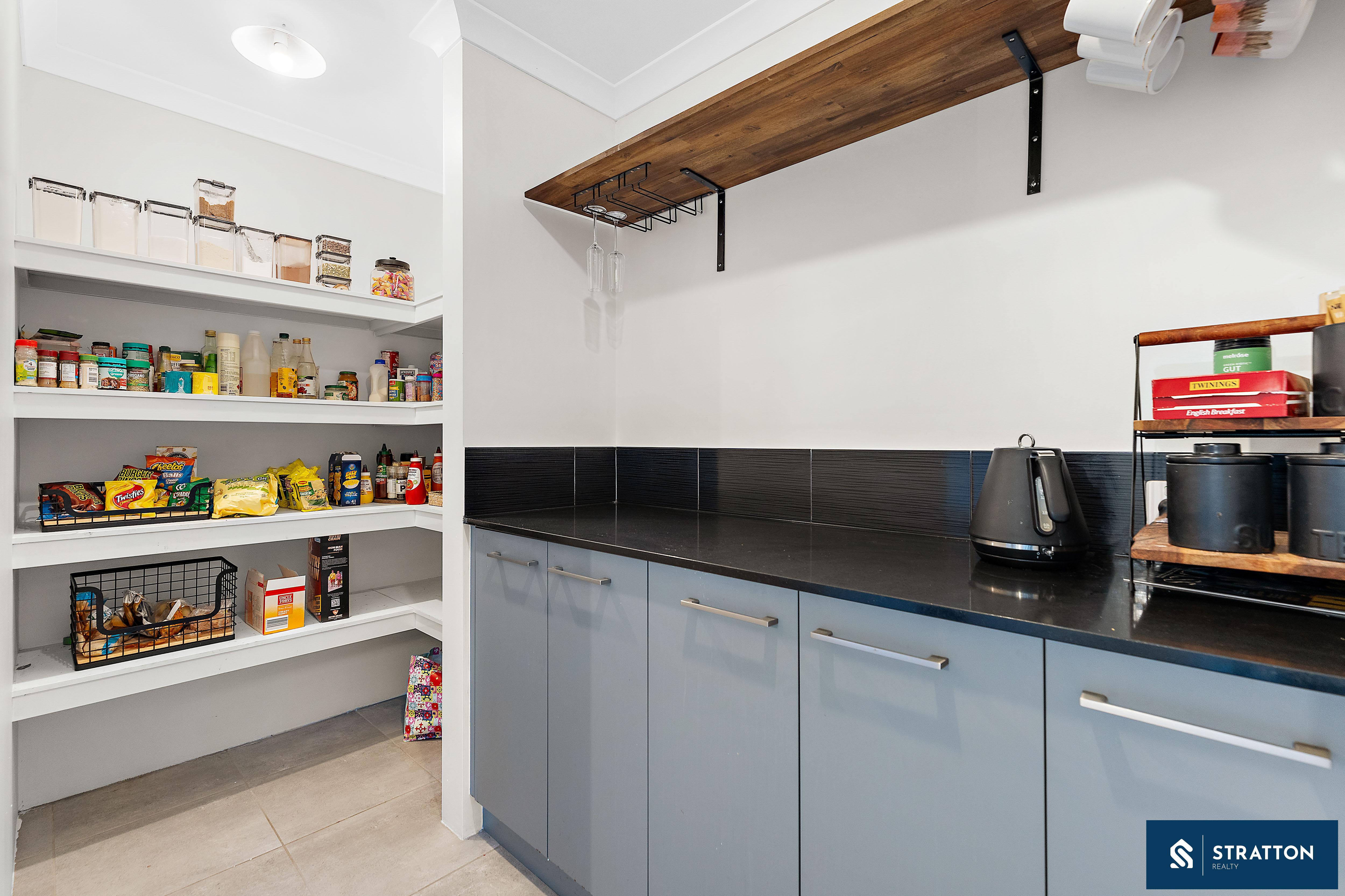 4-bedroom house at 17 Macintyre View, Hilbert, WA 6112, Armadale, Western Australia