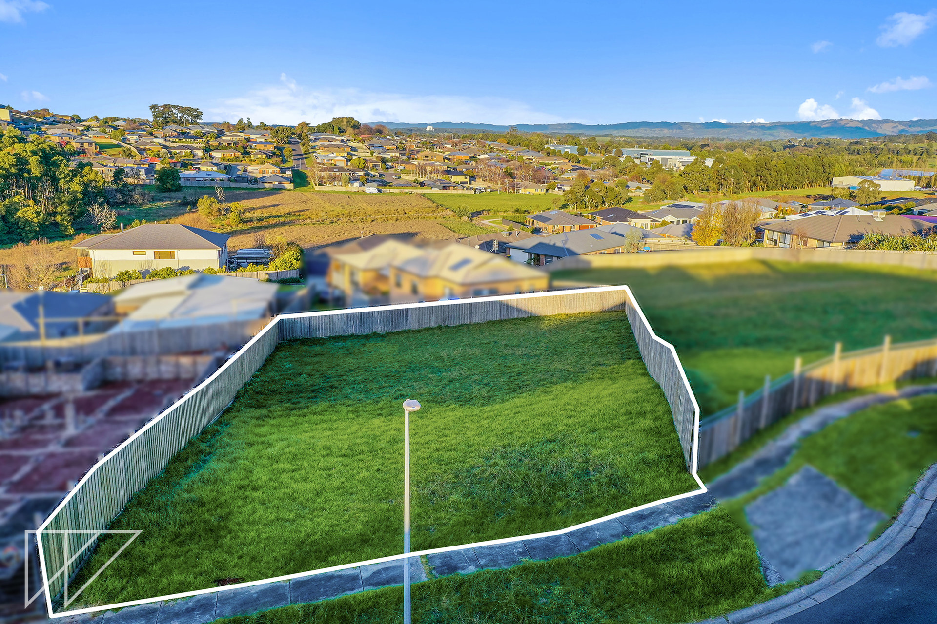 4 Ruby Close, Warragul, VIC 3820 - Image 2