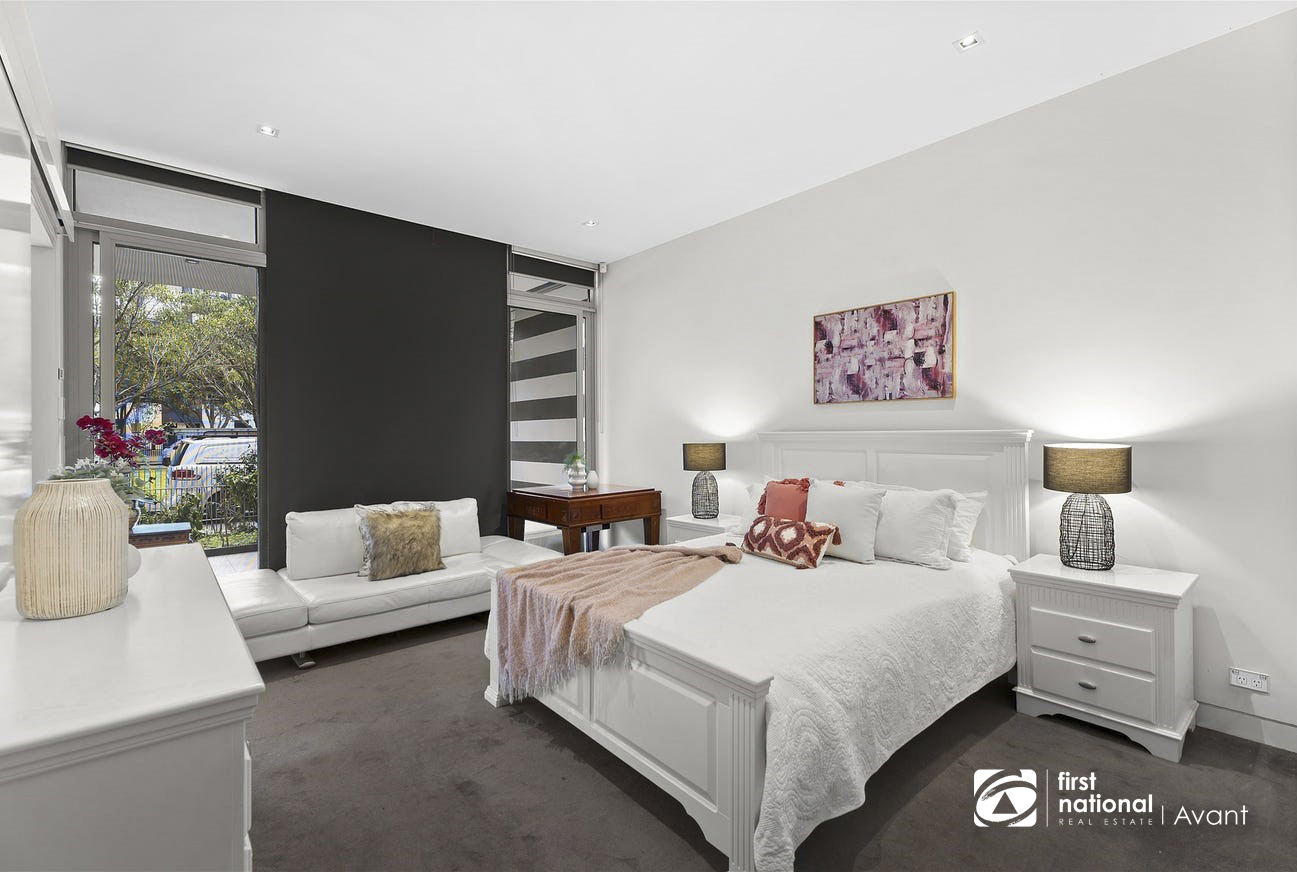 4-bedroom unit at 11 AUGUSTA AVENUE, Docklands VIC 3008, Melbourne, Victoria