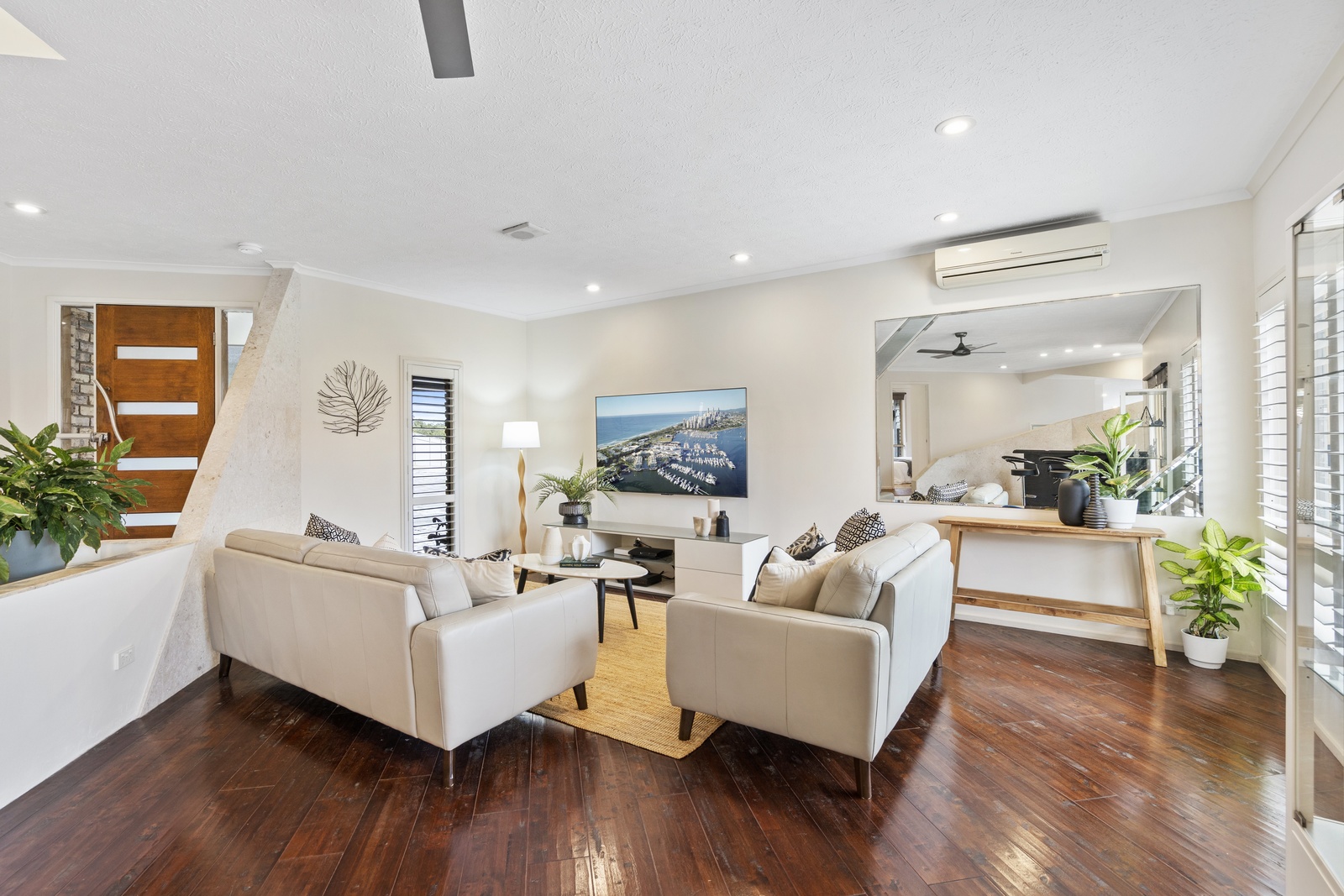 17 Crenshaw Court, Parkwood, QLD 4214 - Image 9
