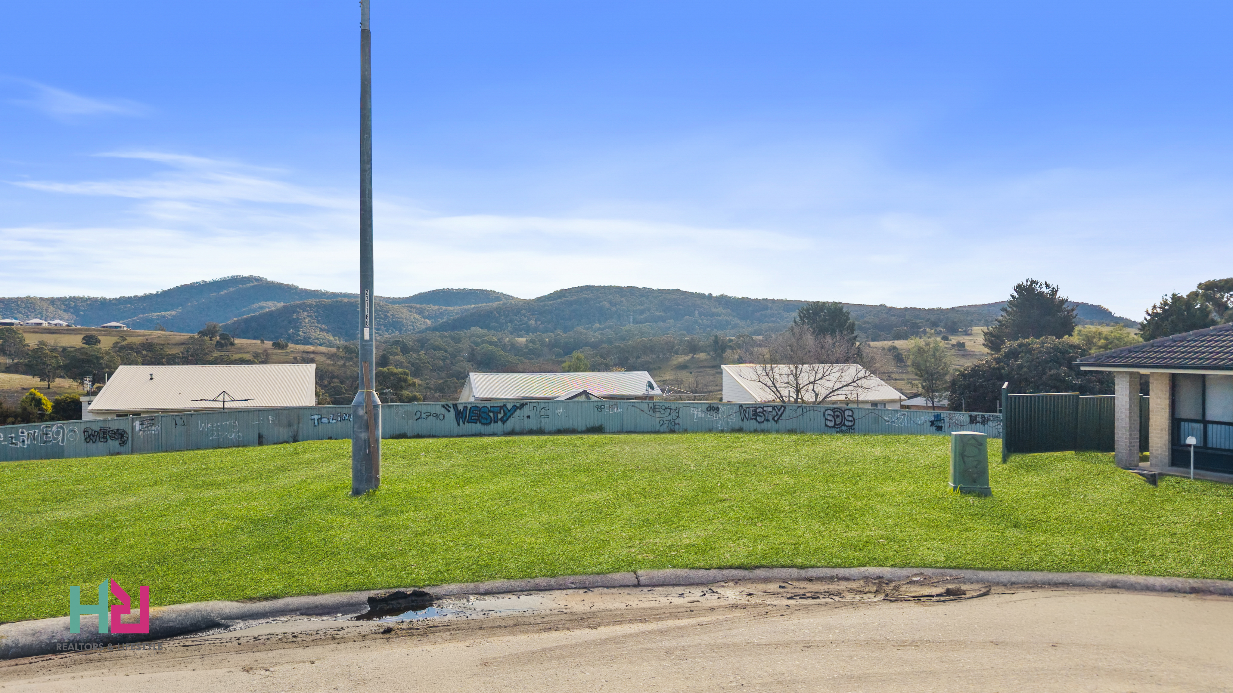 4A/4B Pirena Place, Lithgow, Nsw, 2790 - Image 2