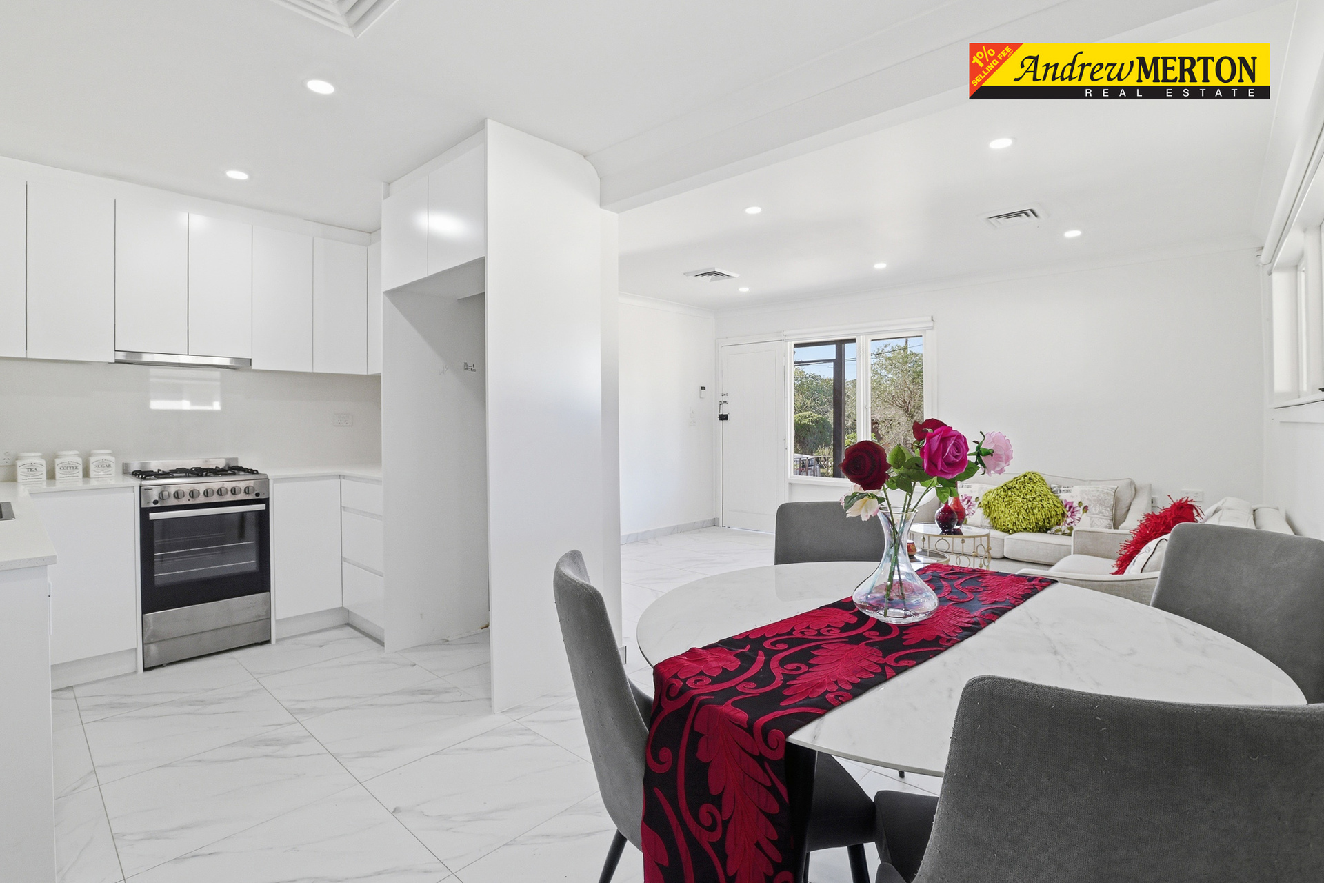 98 TORRES CRESCENT, Whalan NSW 2770 - Image 4