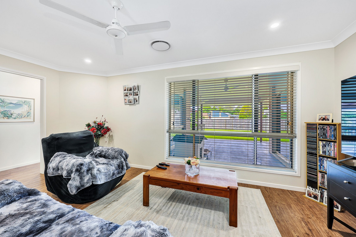 5 MARK AVENUE, Toogoom QLD 4655 - Image 6