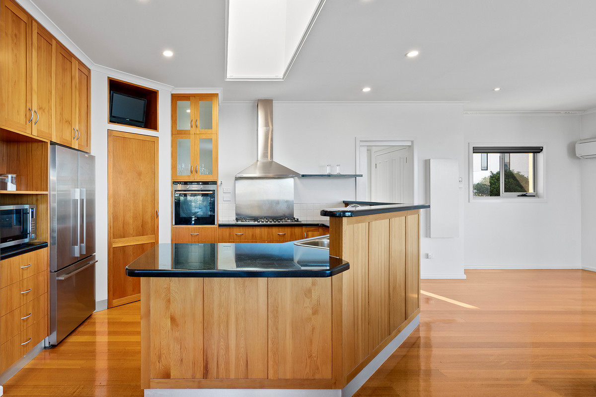 4 THELMA DRIVE, West Hobart TAS 7000 - Image 3