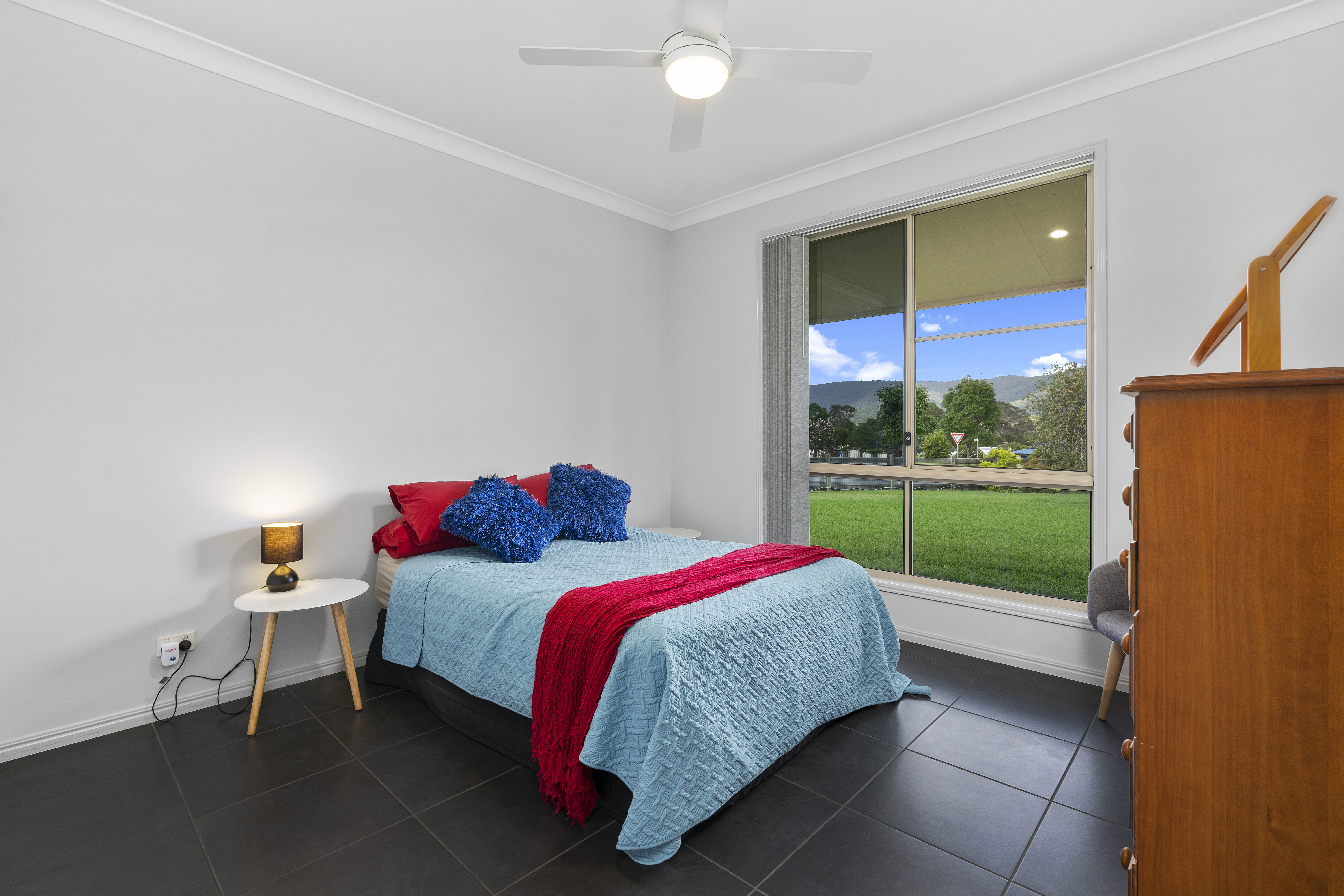 75 Sippel Drive, Woodford, QLD 4514 - Image 10