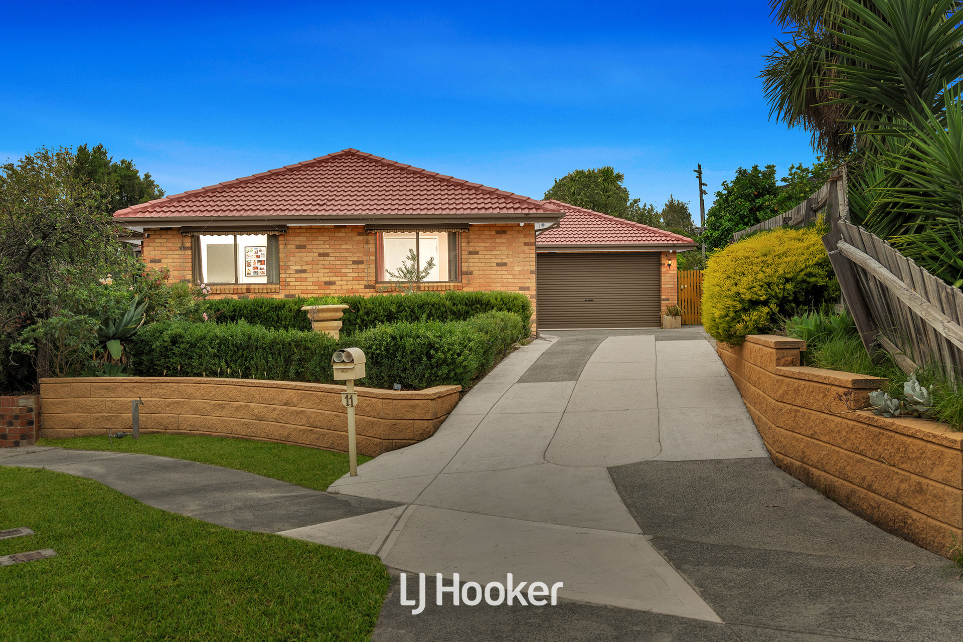 11 TRIPOLI COURT, Hallam VIC 3803 - Image 2