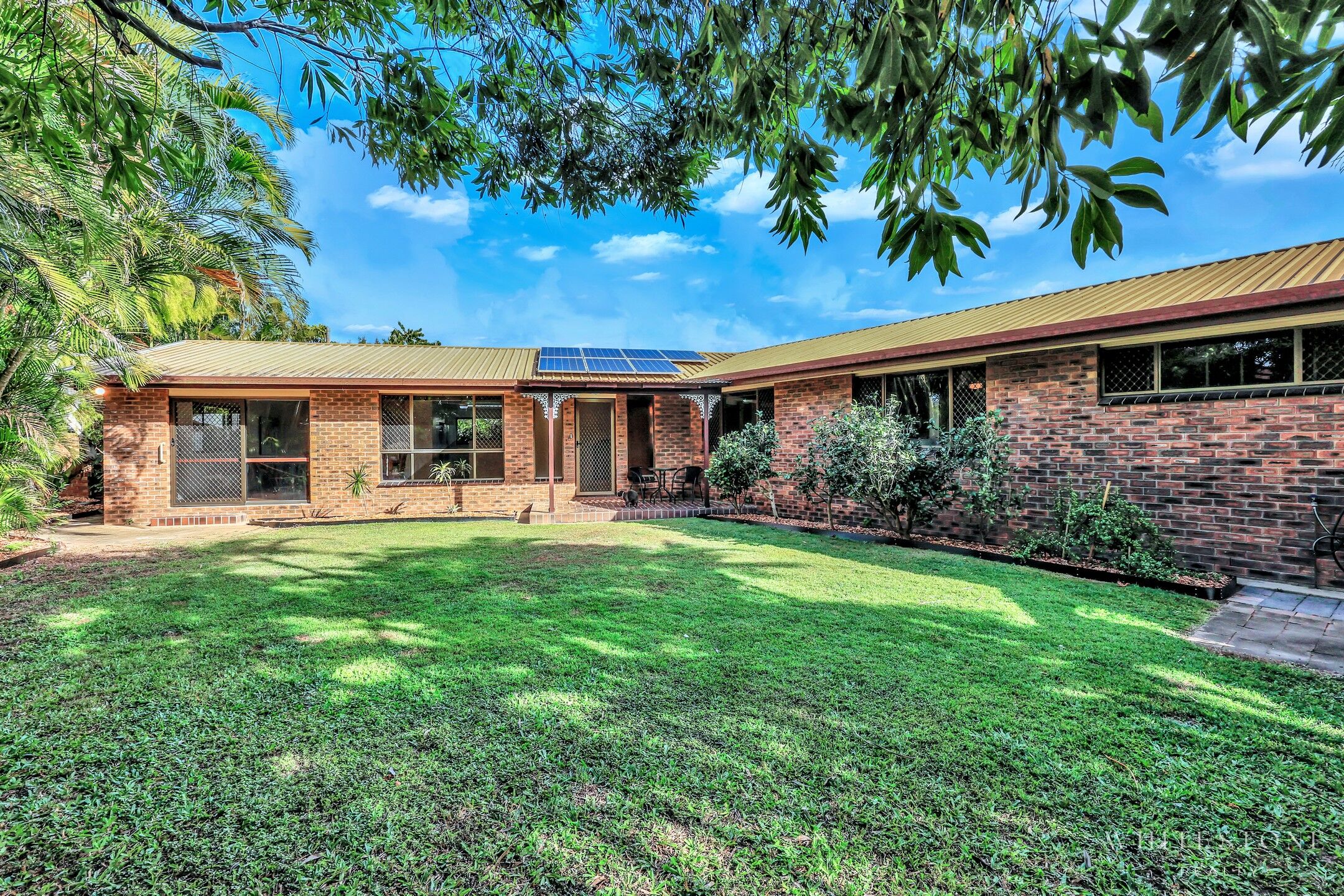 28 AVENELL STREET, Avenell Heights QLD 4670 - Image 3