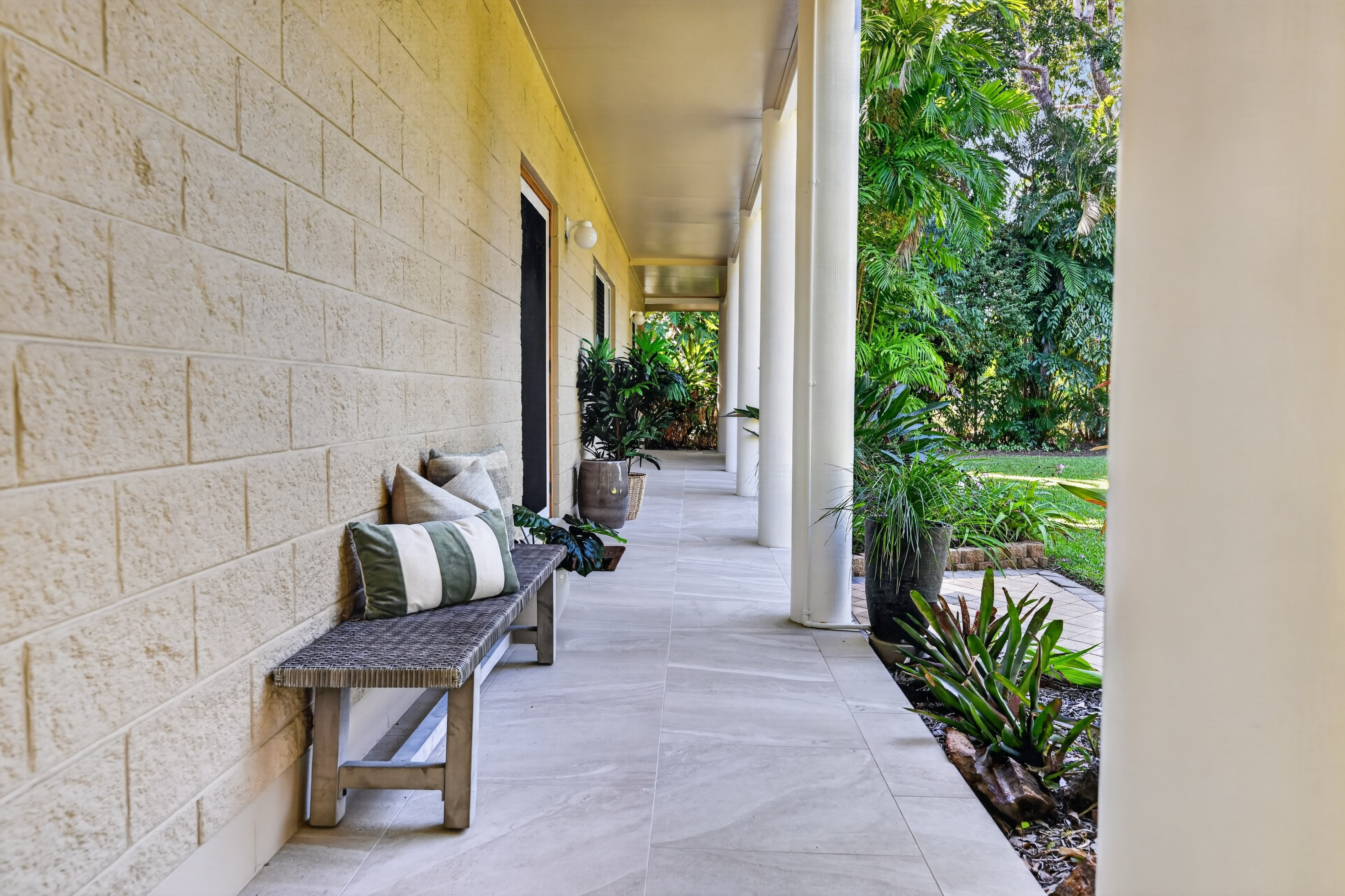 12 CATARACT AVENUE, Rangewood QLD 4817 - Image 4