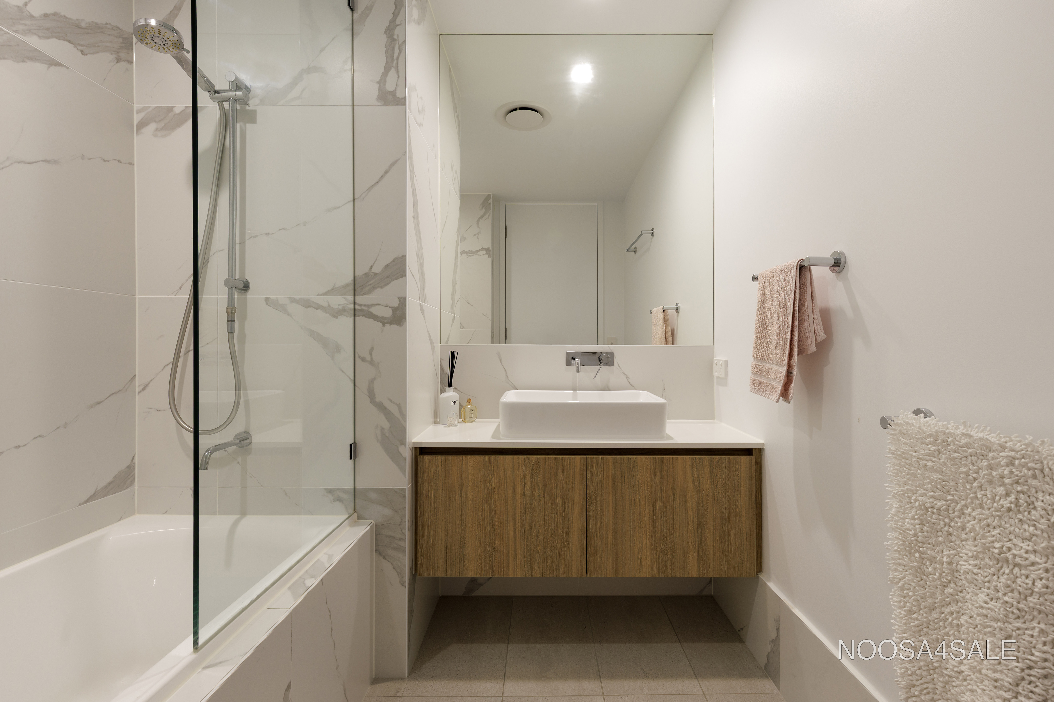 2-bedroom unit at 2415/19 Lakeview Rise, Noosa Heads, QLD 4567, Noosa, Queensland