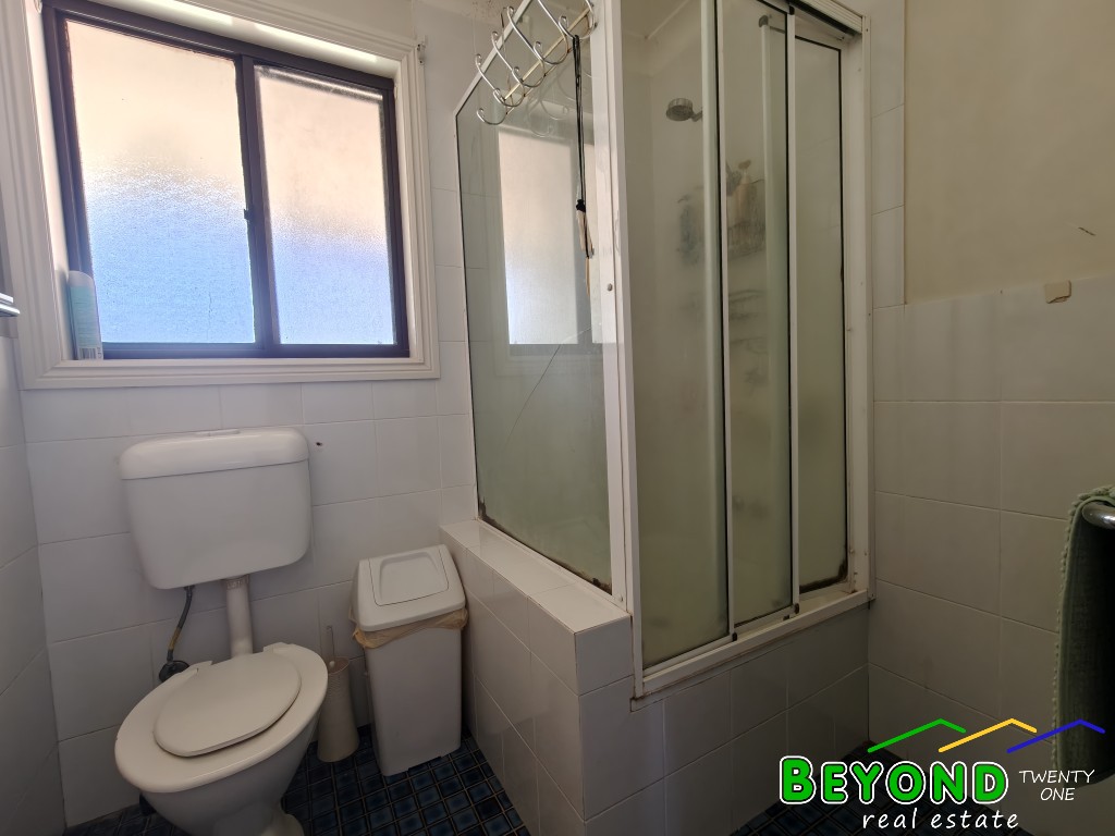 33 FEDERATION STREET, Gilgandra NSW 2827 - Image 8