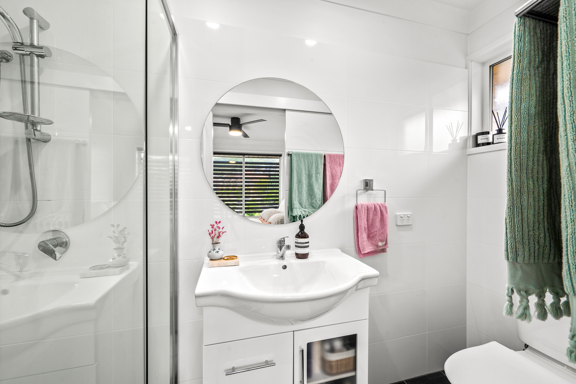 1-bedroom unit at 2/226 The Esplanade, Speers Point, NSW 2284, Lake Macquarie, New South Wales