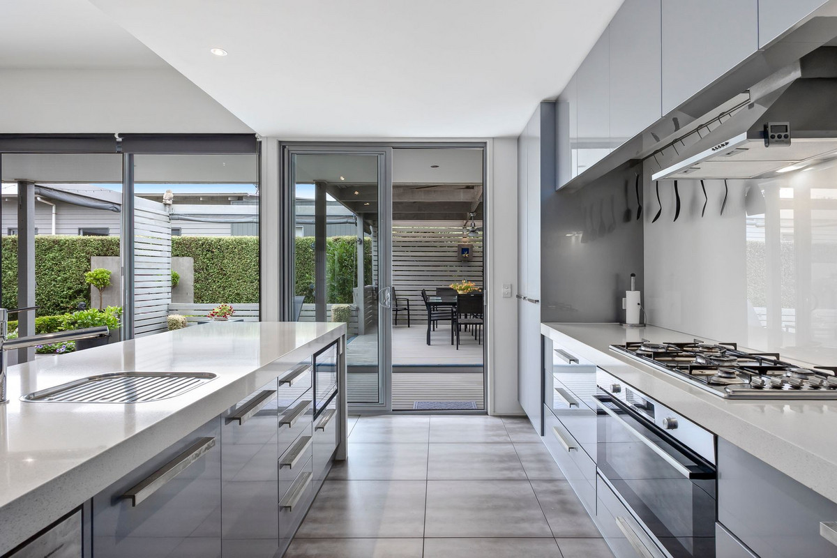 14 HEADLAND DRIVE, Torquay VIC 3228 - Image 4