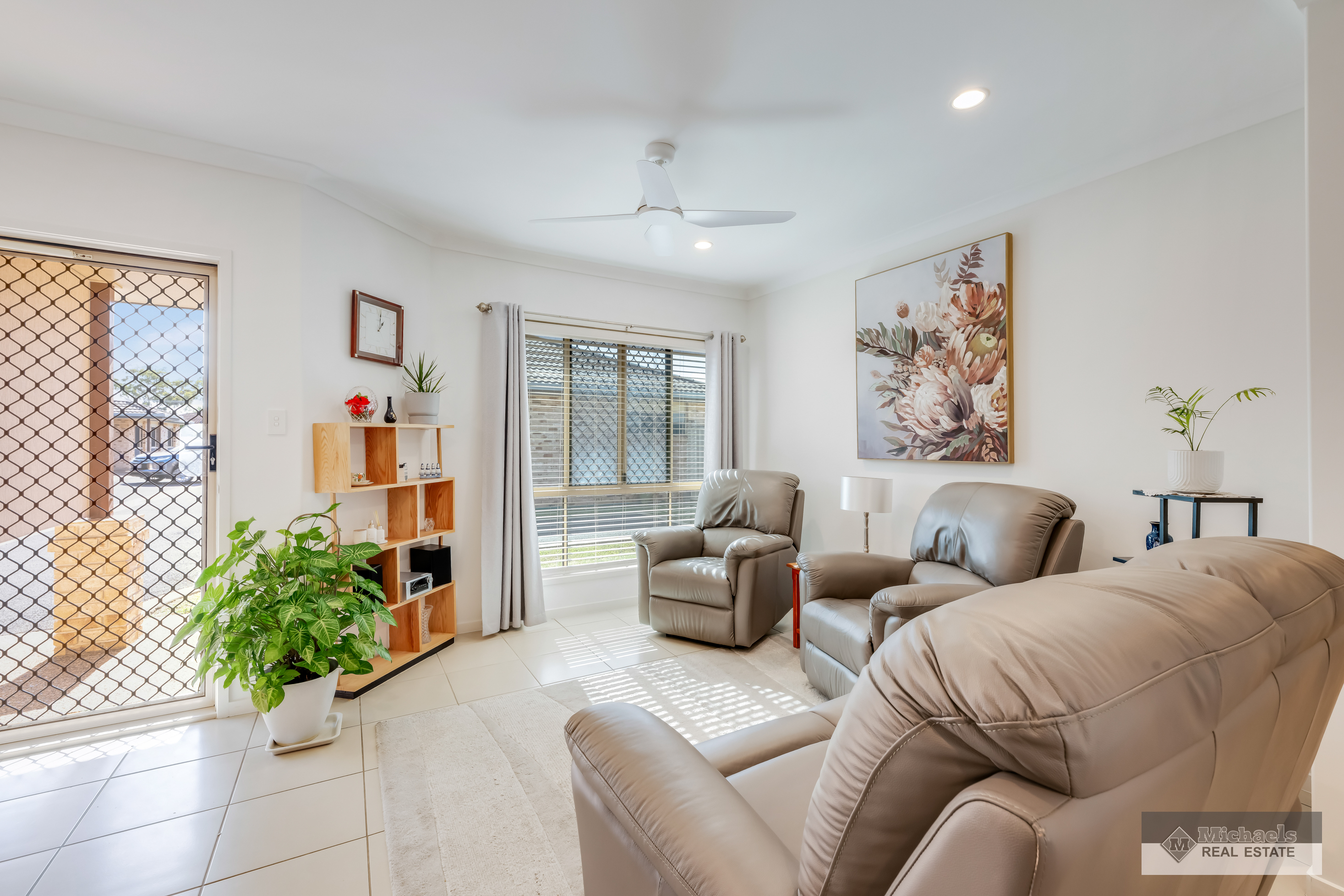 5 47 THABEBAN STREET, AVENELL HEIGHTS QLD 4670 - Image 4