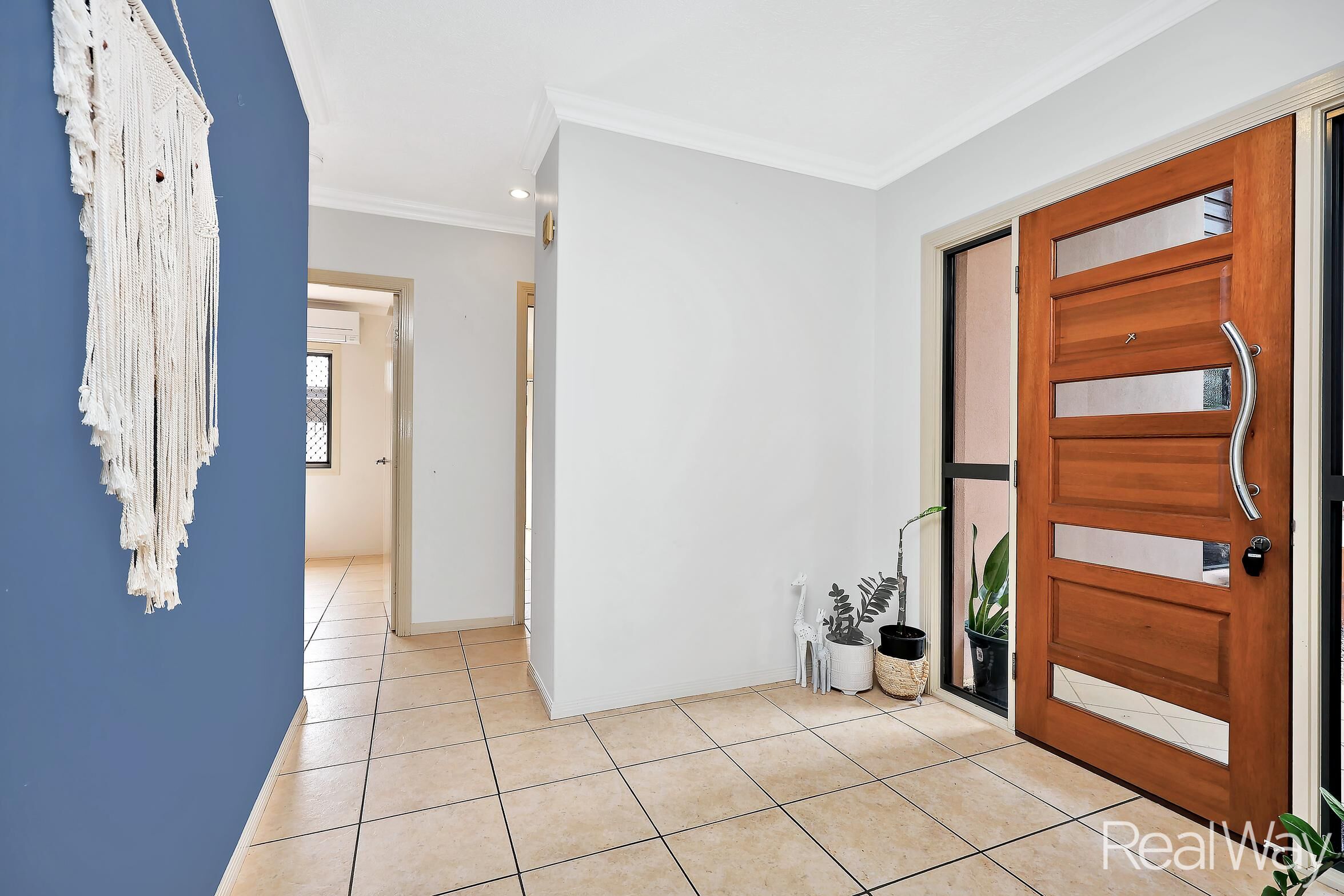 58 CHANCELLOR DRIVE, Avenell Heights QLD 4670 - Image 5