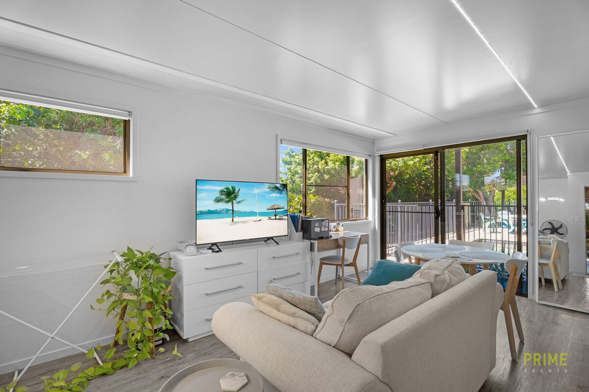 7-bedroom house at 7 ROHAN WAY, Kawungan QLD 4655, Fraser Coast, Queensland