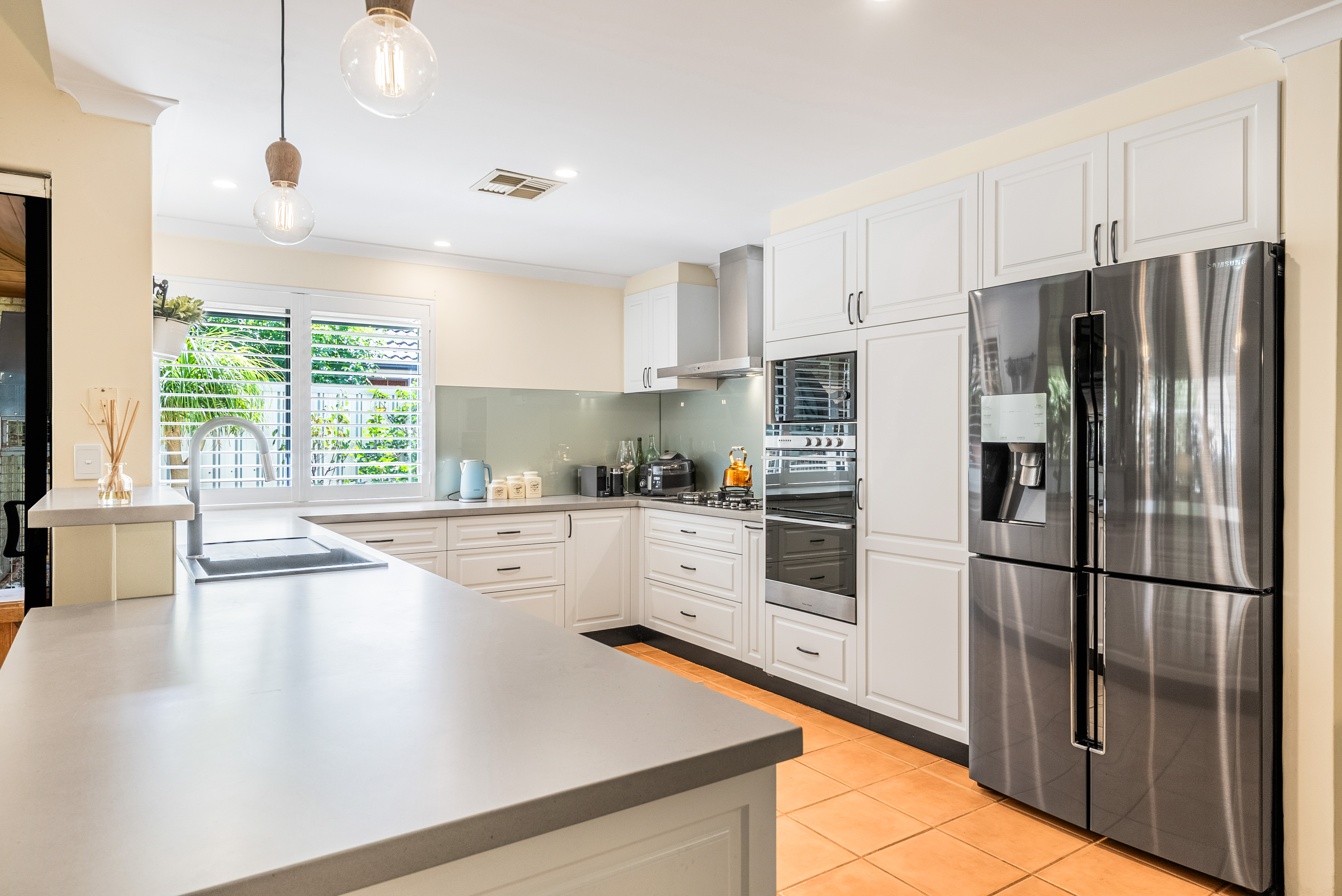 10 Woodlake Boulevard, Ellenbrook, WA 6069 - Image 4