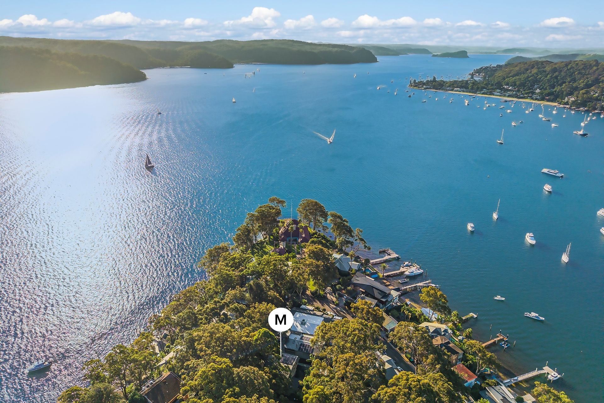 4-bedroom house at 190 RIVERVIEW ROAD, Avalon Beach NSW 2107, Northern Beaches, New South Wales
