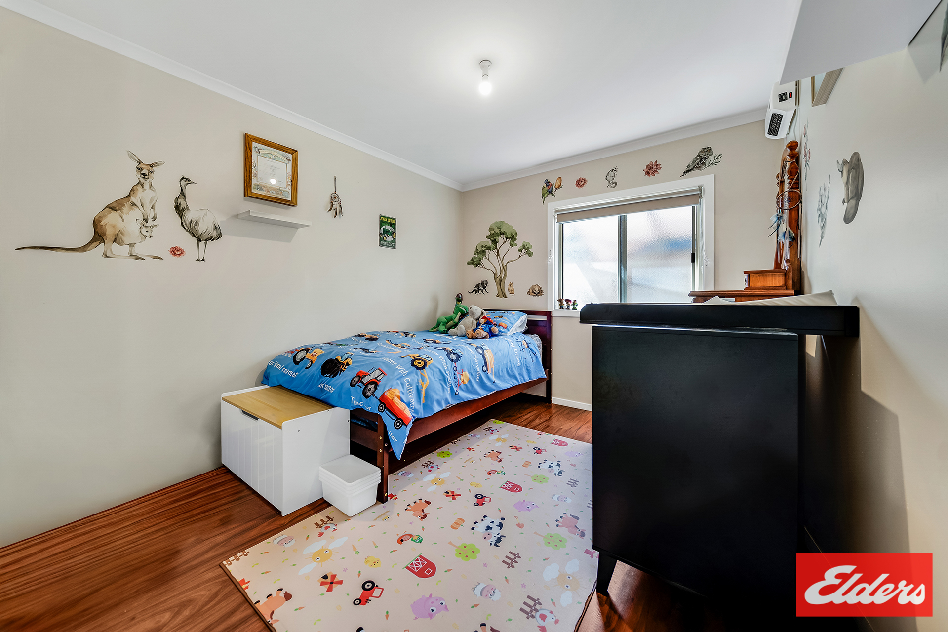 42 RAILWAY AVENUE, Bunyip VIC 3815 - Image 10