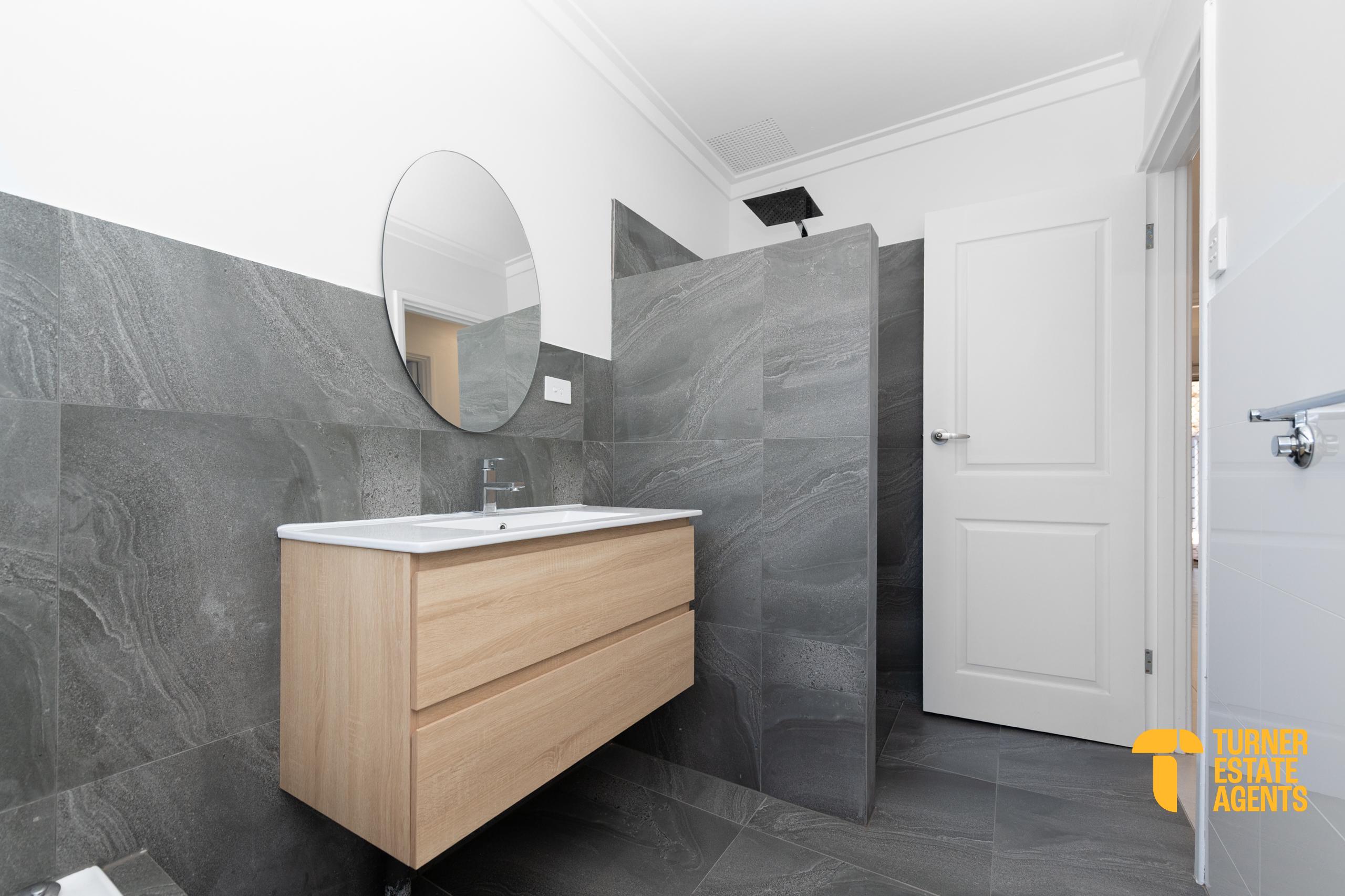 17 CHARTWELL WAY, Swan View WA 6056 - Image 8