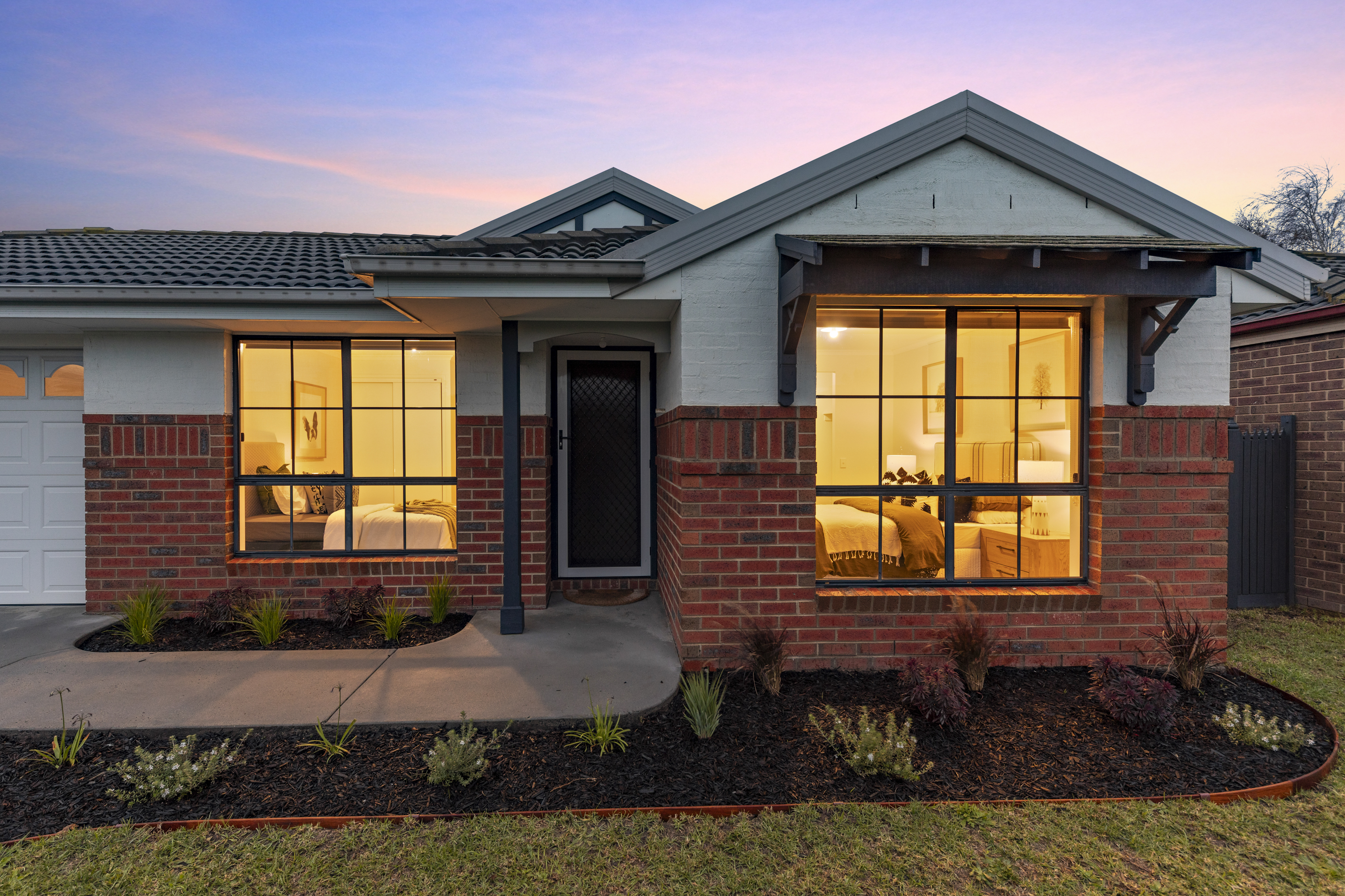 76 HARRINGTON DRIVE, Narre Warren South VIC 3805 - Image 2