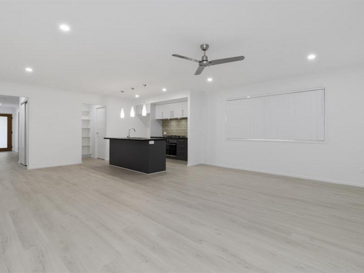 74 Bayswood Circuit, Redland Bay, QLD 4165 - Image 3