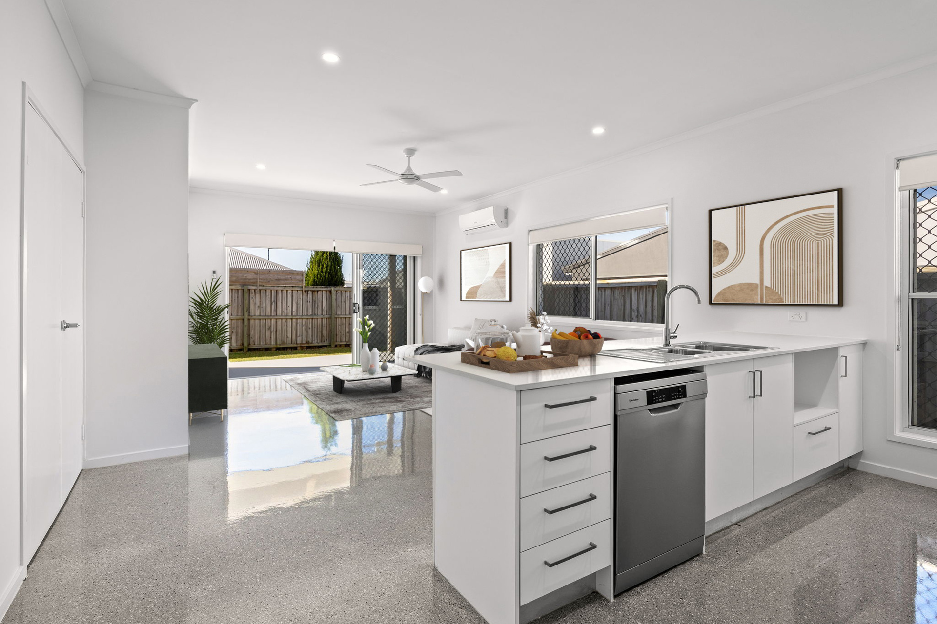33 FICUS DRIVE, Palmview QLD 4553 - Image 5