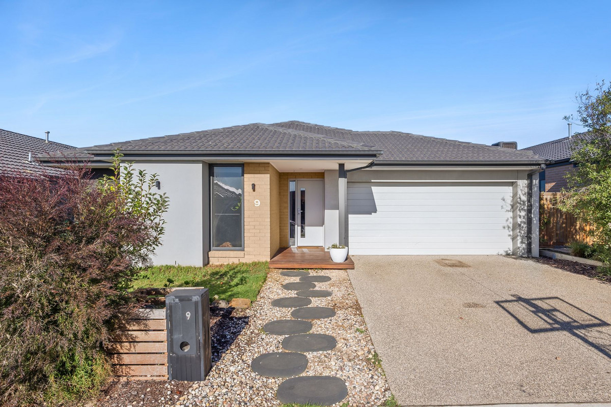 4-bedroom house at 9 Snedden Street, Armstrong Creek, VIC 3217, Greater Geelong, Victoria