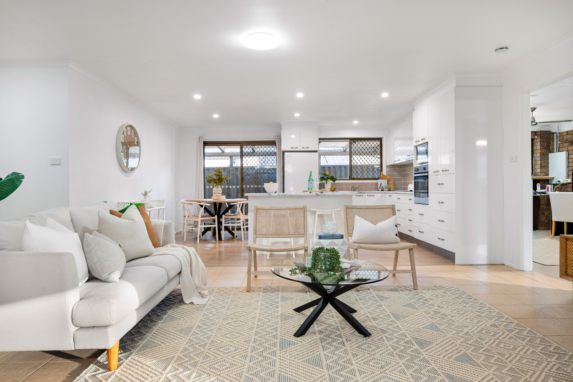 10 Sylvania Street, Wellington Point, QLD 4160 - Image 2