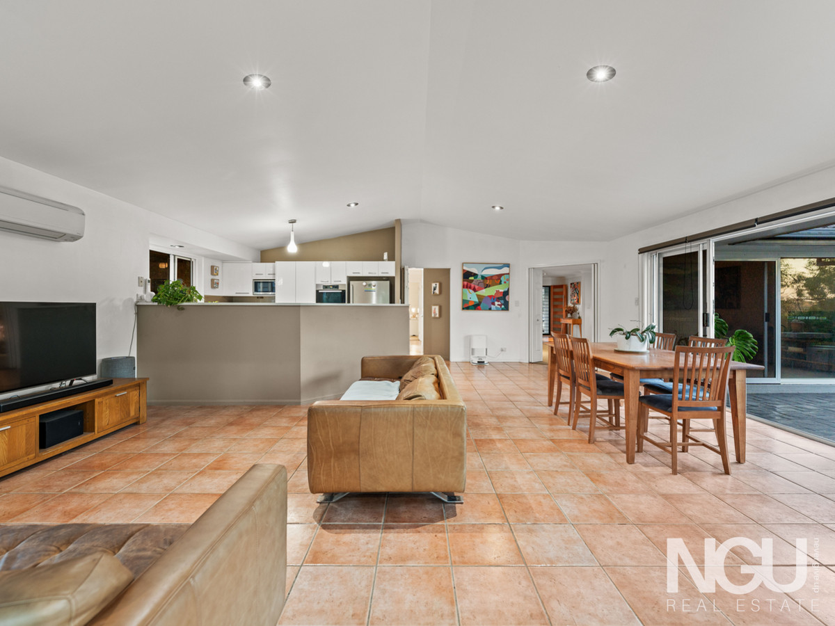 5-bedroom house at 12 Solander Court, Karana Downs, QLD 4306, Brisbane, Queensland