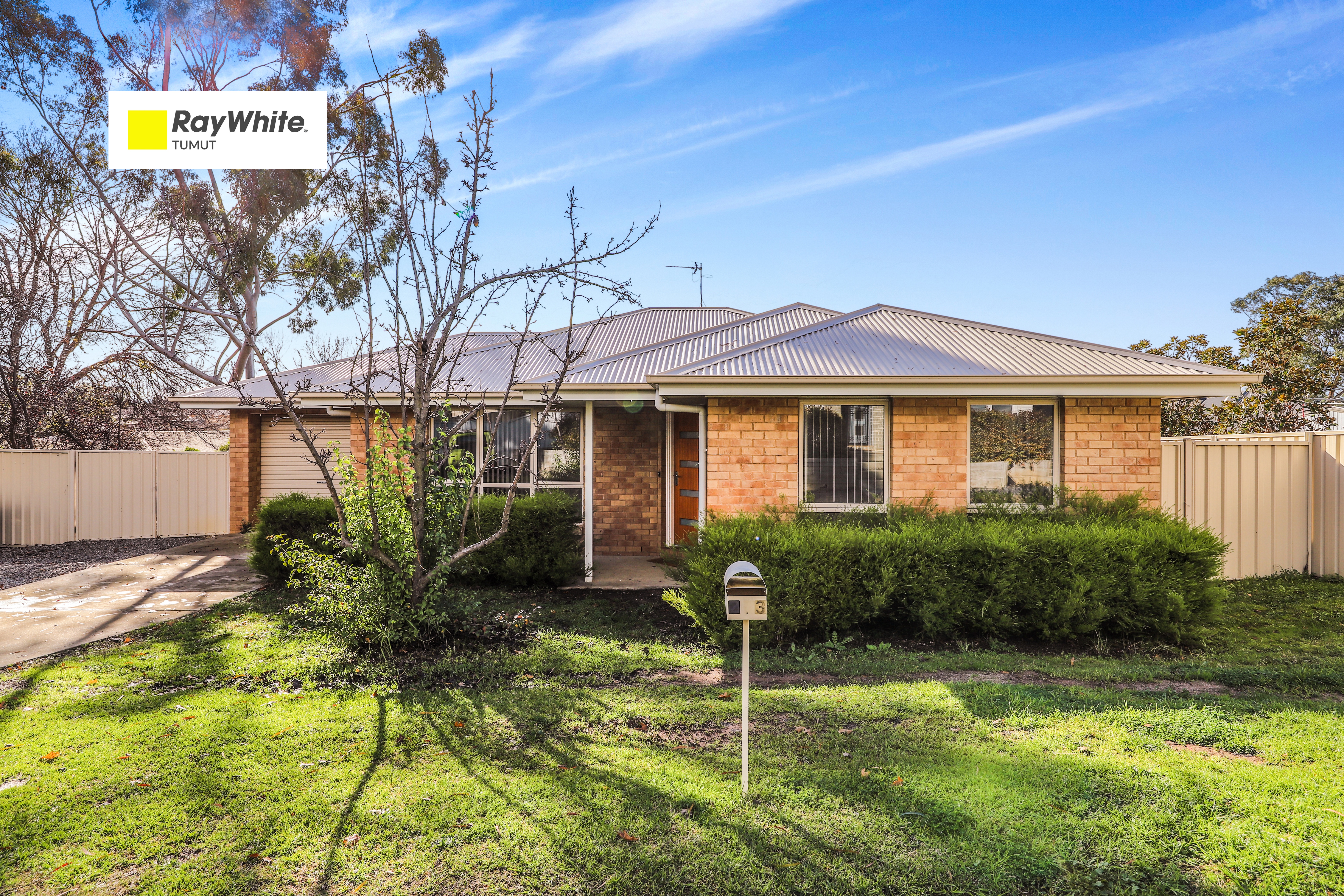2/63 Bundara Crescent, Tumut, NSW 2720 - Image 1