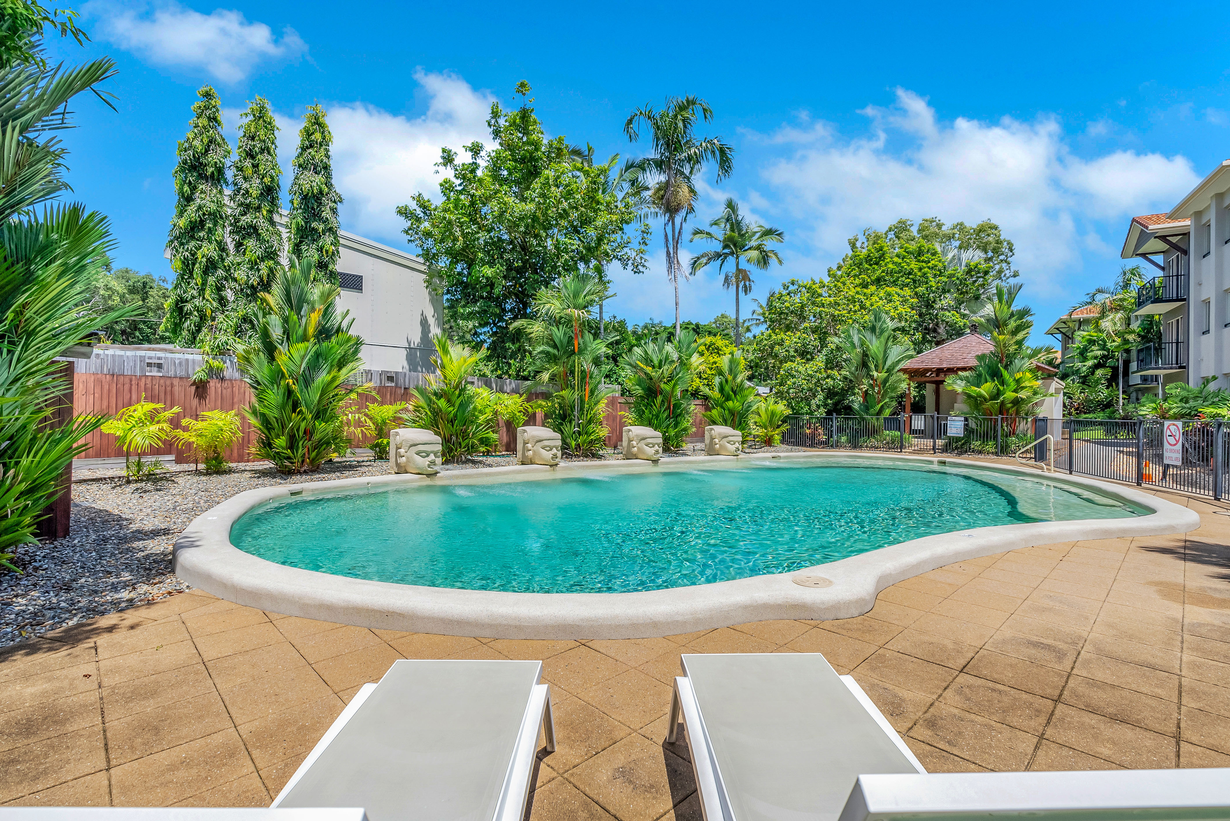 2204 40-42 CLIFTON ROAD, CLIFTON BEACH QLD 4879 - Image 1