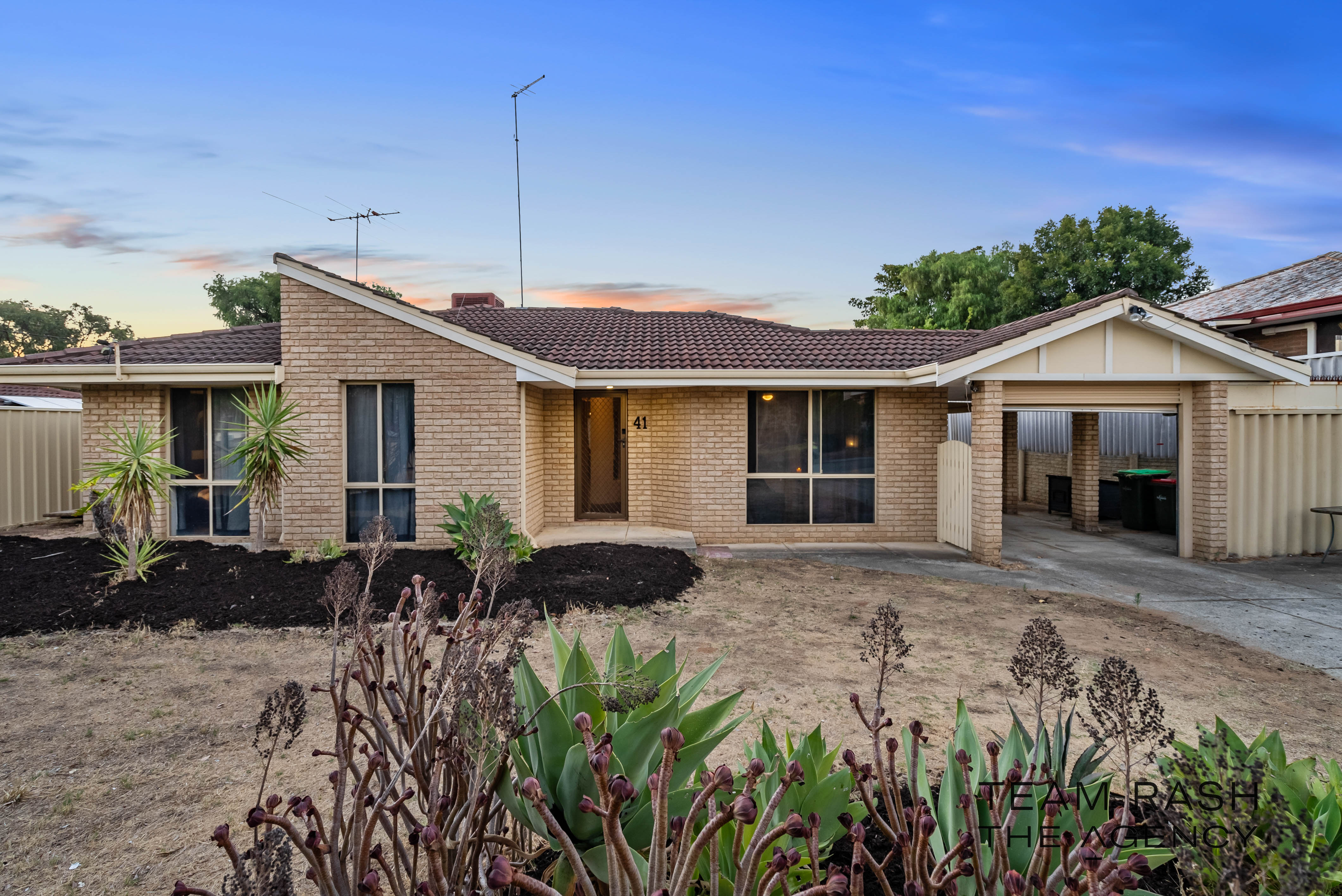 41 Skottowe Parkway, Parmelia, WA 6167 - Image 1