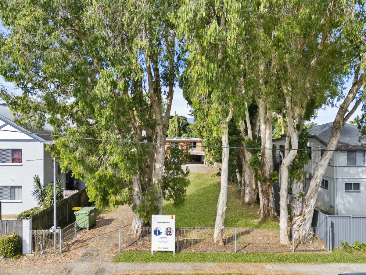 7-bedroom house at 10 Mayers Street, Manunda, QLD 4870, Cairns, Queensland