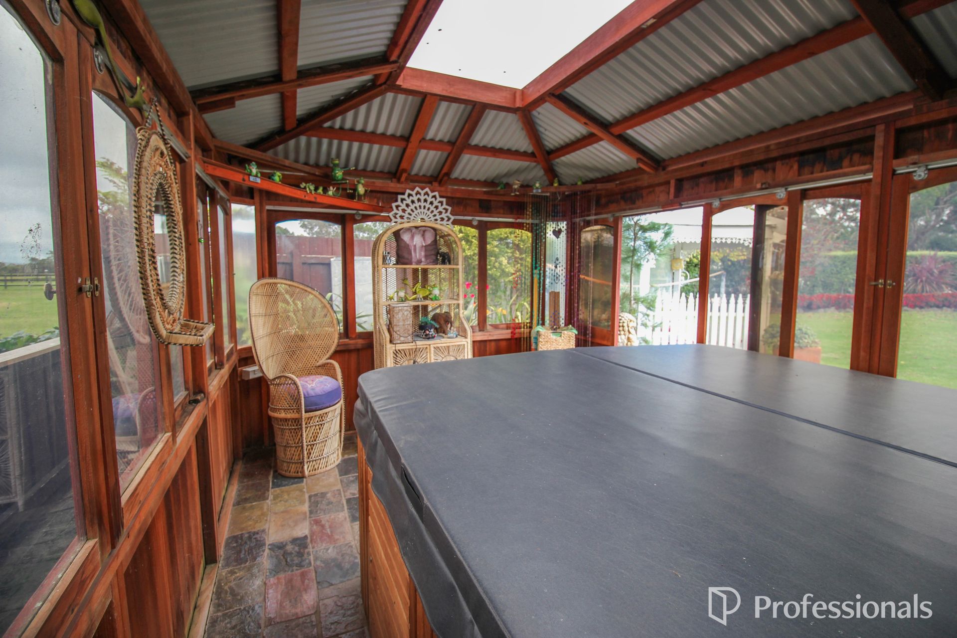 4-bedroom house at HILDALE OAKS 28 NAPIER ROAD, WON WRON VIC 3971, Wellington, Victoria