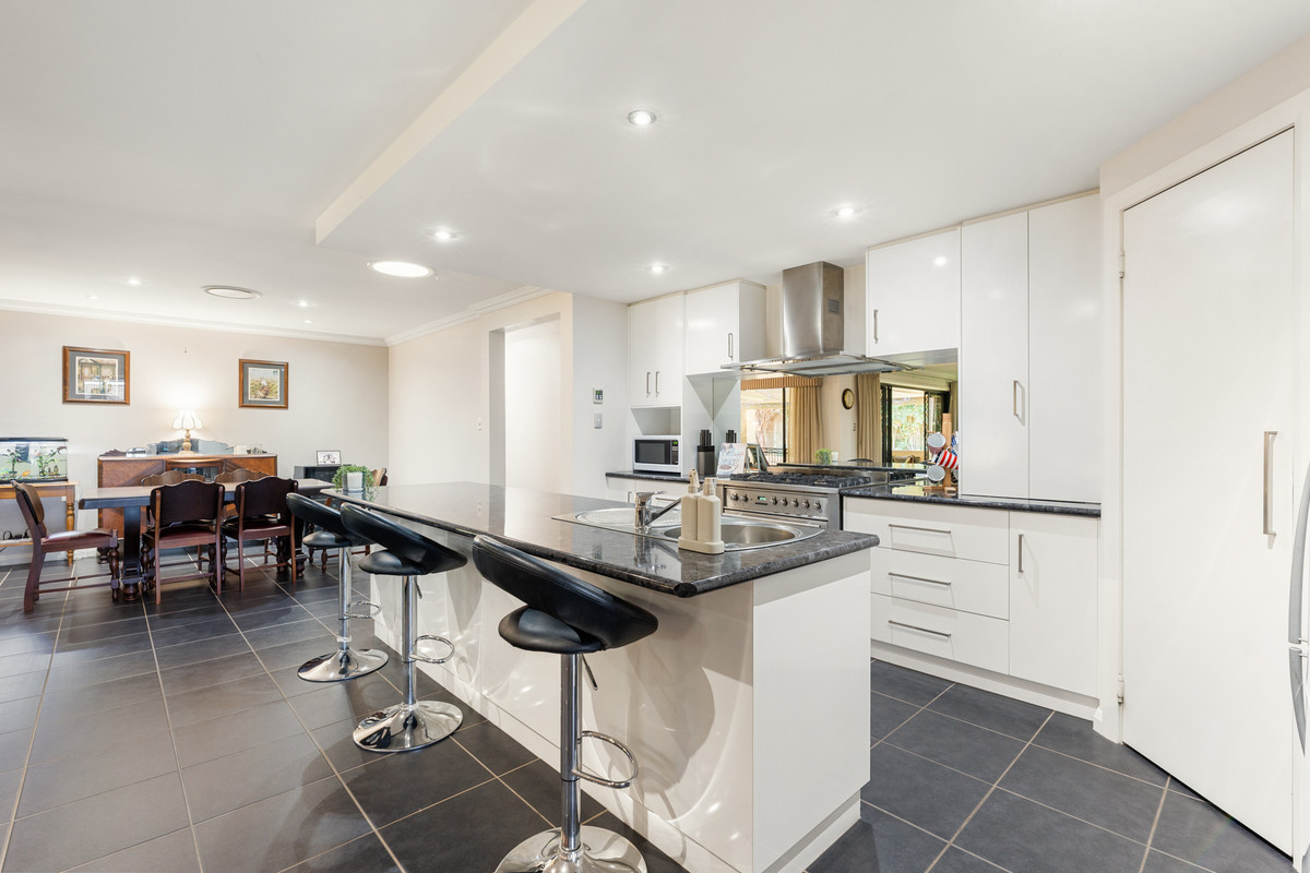 14 CURRAWONG STREET, Rangeville QLD 4350 - Image 3