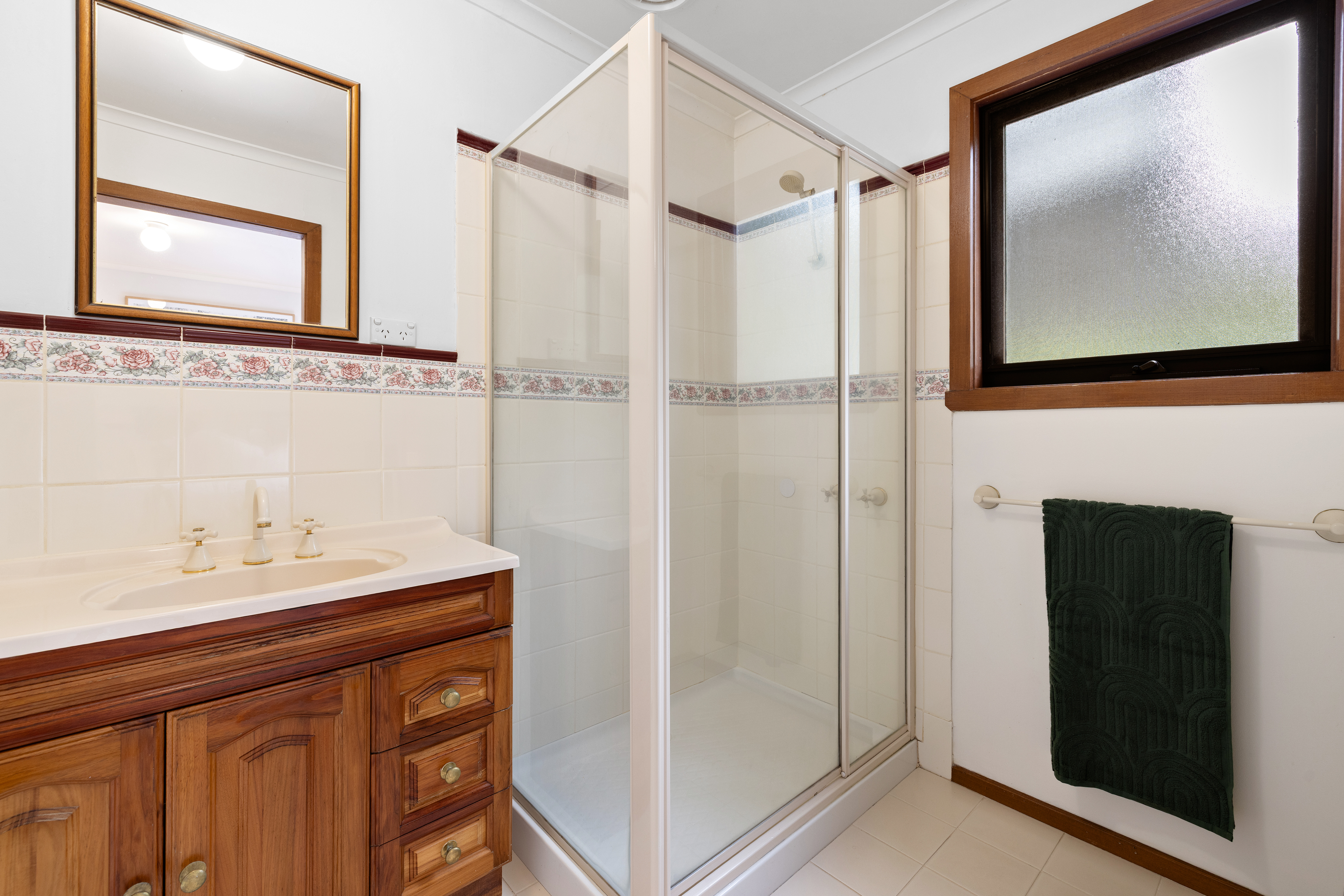 13 Hakea Drive, Montrose, Vic, 3765 - Image 9