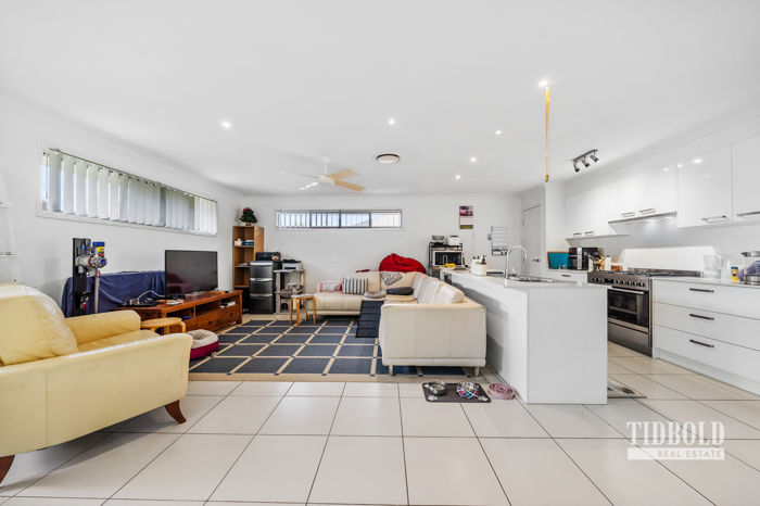 35 STRADBROKE STREET, Redland Bay QLD 4165 - Image 5