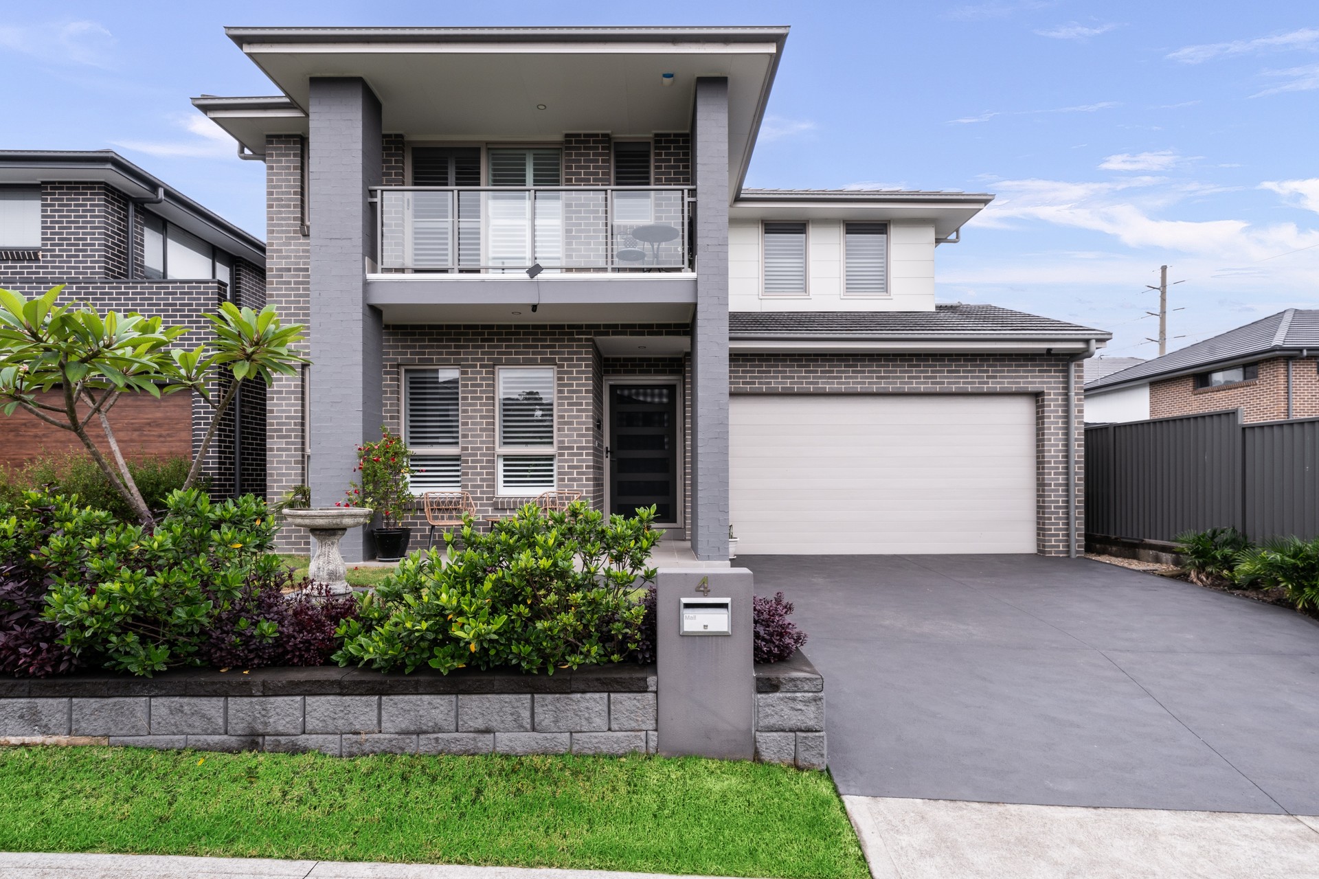 4 NAROOMA STREET, Tullimbar NSW 2527 - Image 2