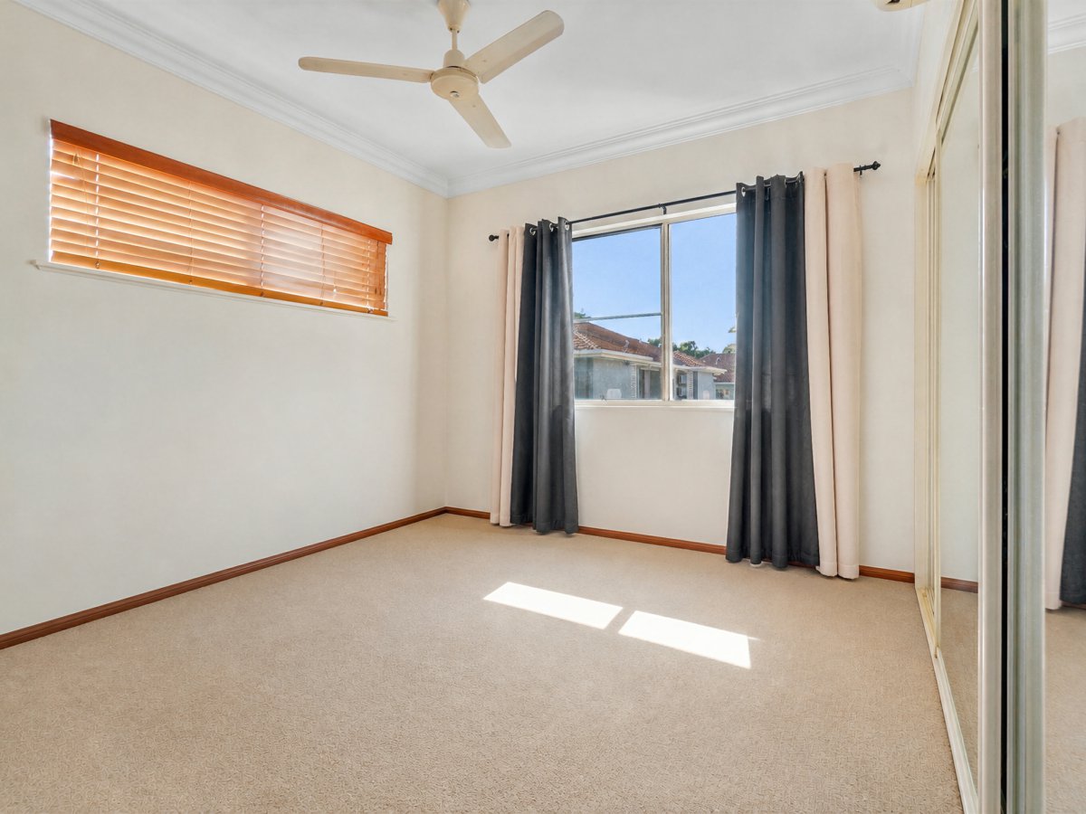 2007 40-42 CLIFTON ROAD, CLIFTON BEACH QLD 4879 - Image 9